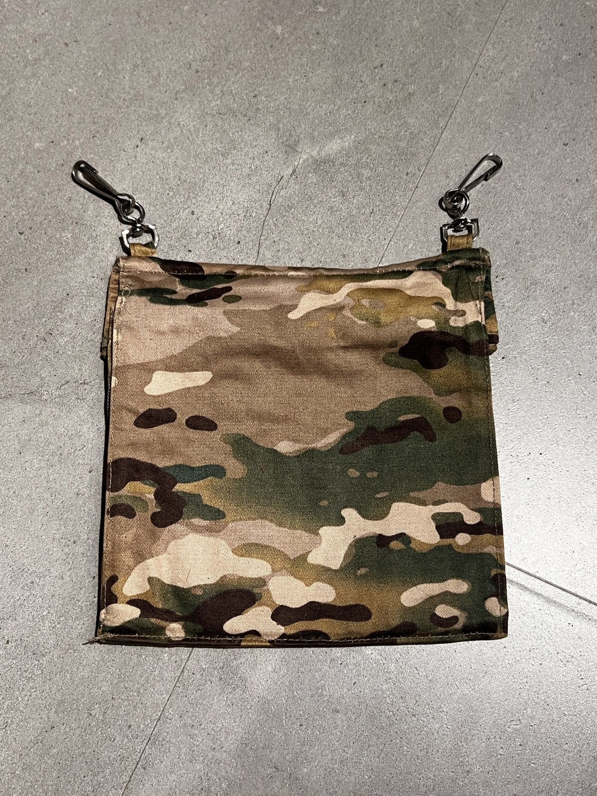 Undercover Undercover Neoboy Camo Pouch with Scab Hardware Size ONE SIZE - 4 Thumbnail