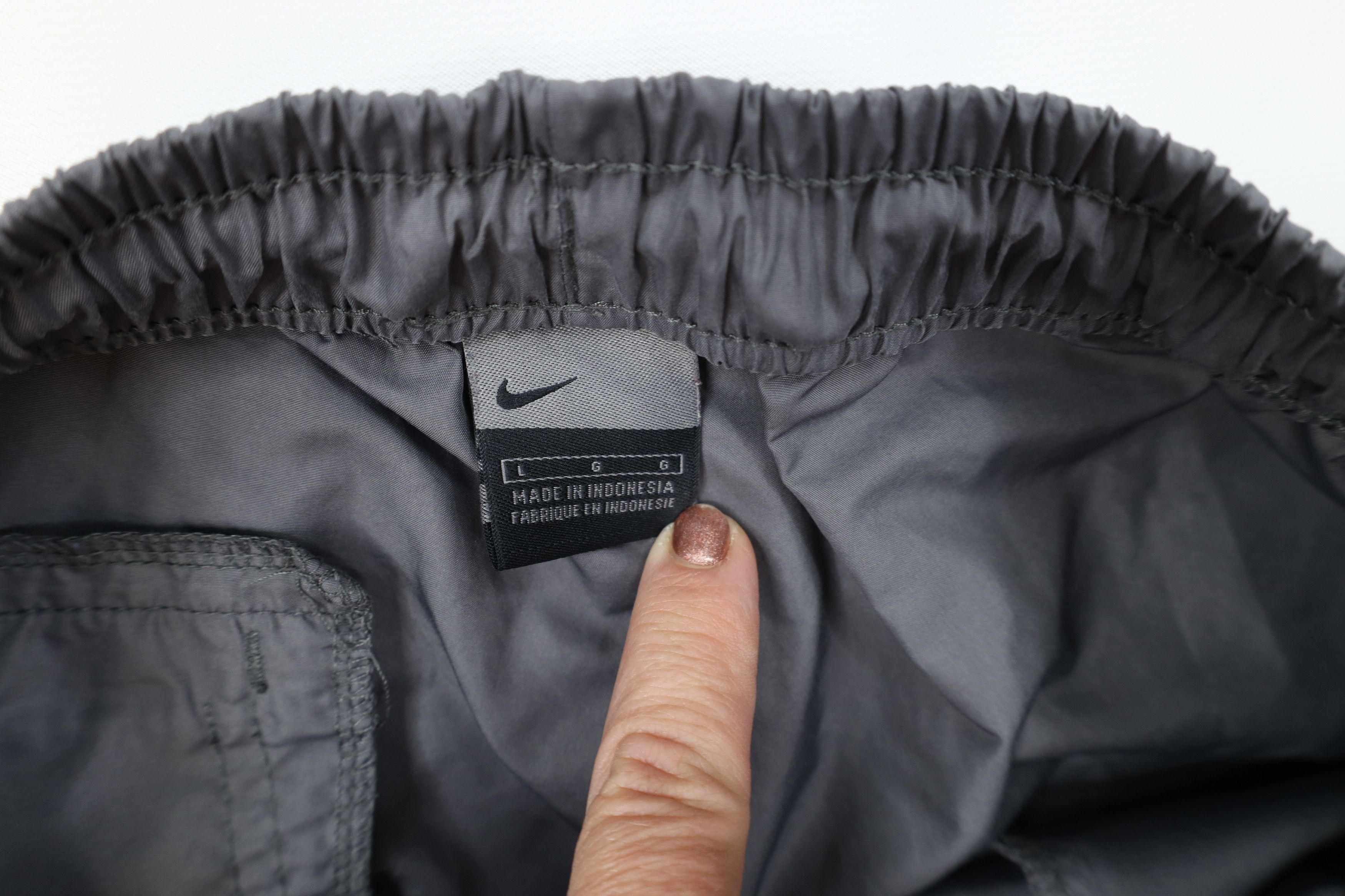 Nike Vintage Nike Scott Mini Swoosh Wide Leg Windbreaker Pants Size US 36 / EU 52 - 10 Thumbnail