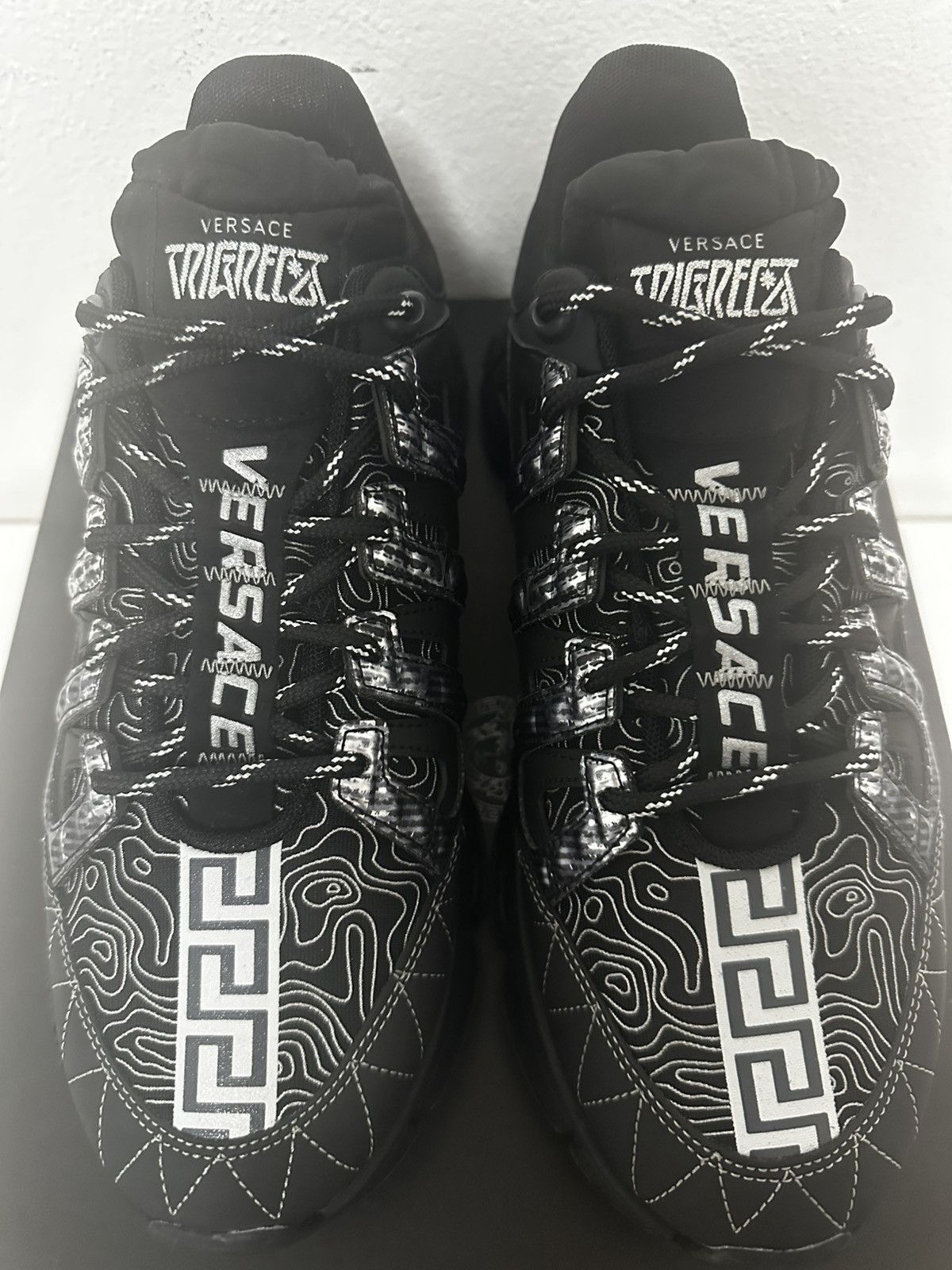 Versace Versace Trigreca Sneakers Size US 9 / EU 42 - 9 Thumbnail