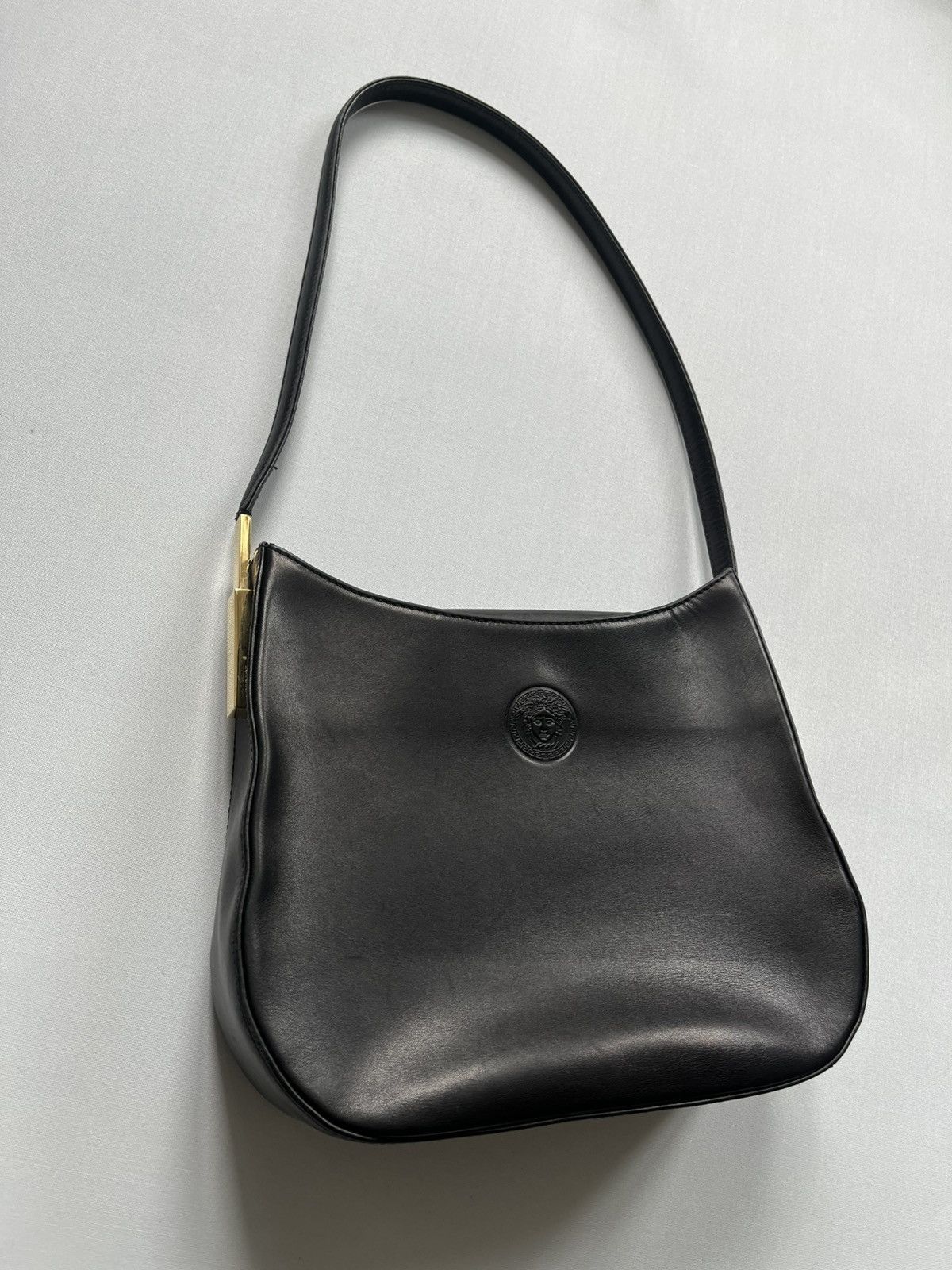 Versace Vintage Gianni Versace Couture Medusa Hobo Bag Black Leather Size ONE SIZE - 5 Thumbnail