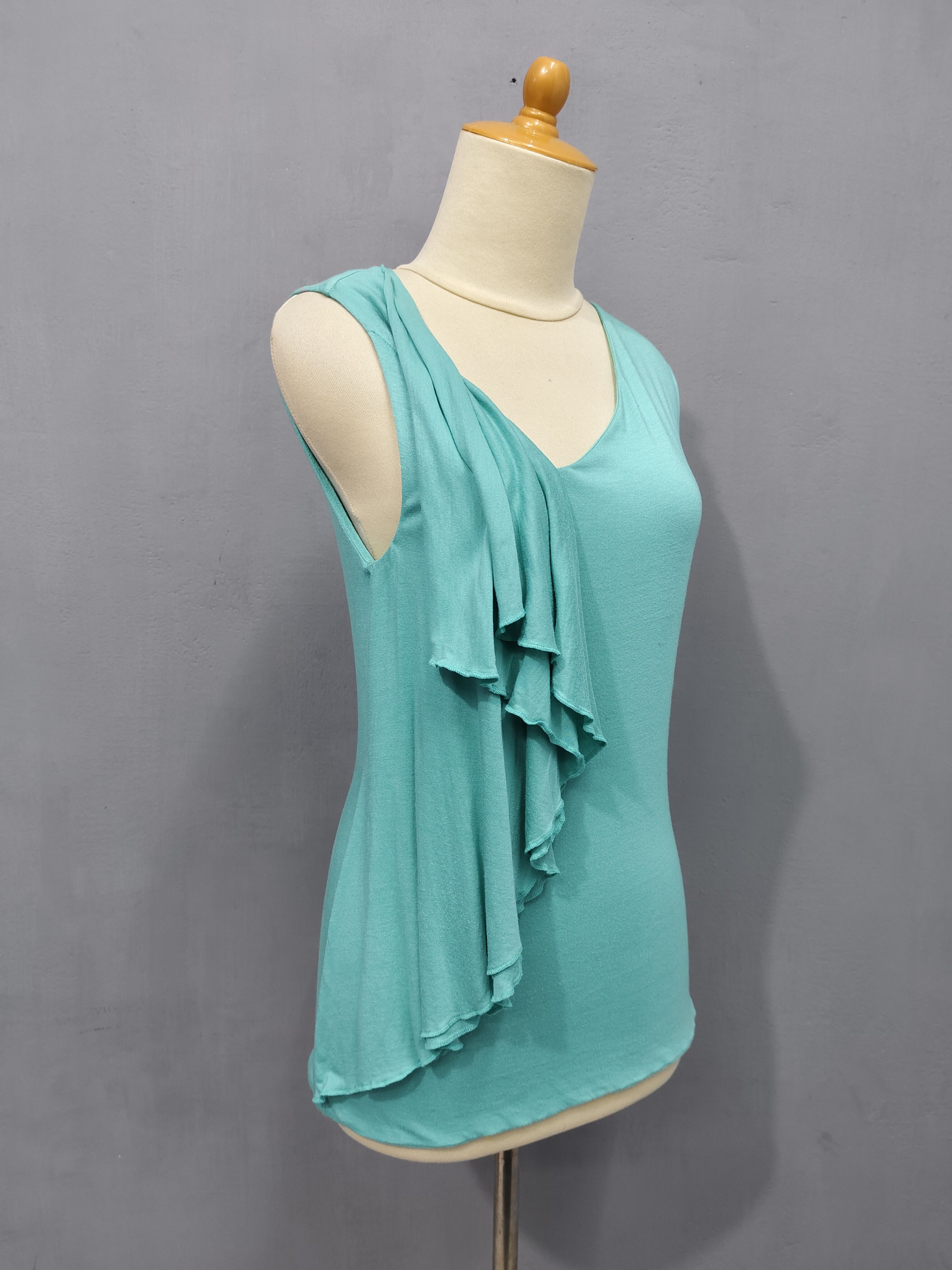 Ralph Lauren Ralph Lauren Sport- Viscose Ruffel Tank Tops Size M / US 6-8 / IT 42-44 - 3 Thumbnail