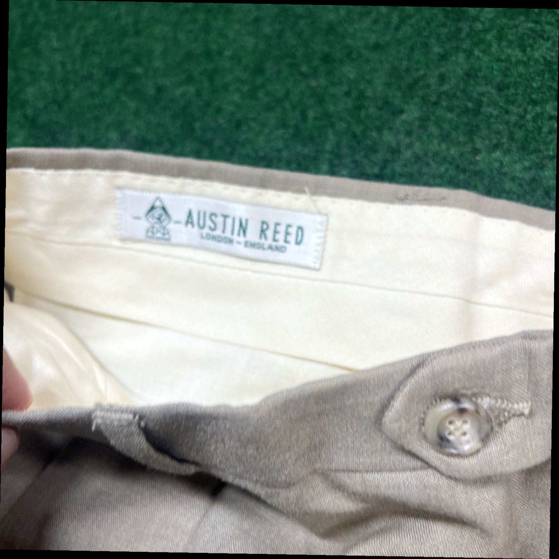Austin Reed Austin Reed Trousers Pants Dress Casual Beige, Size 35 Waist, 31 Leg Size US 35 - 6 Thumbnail
