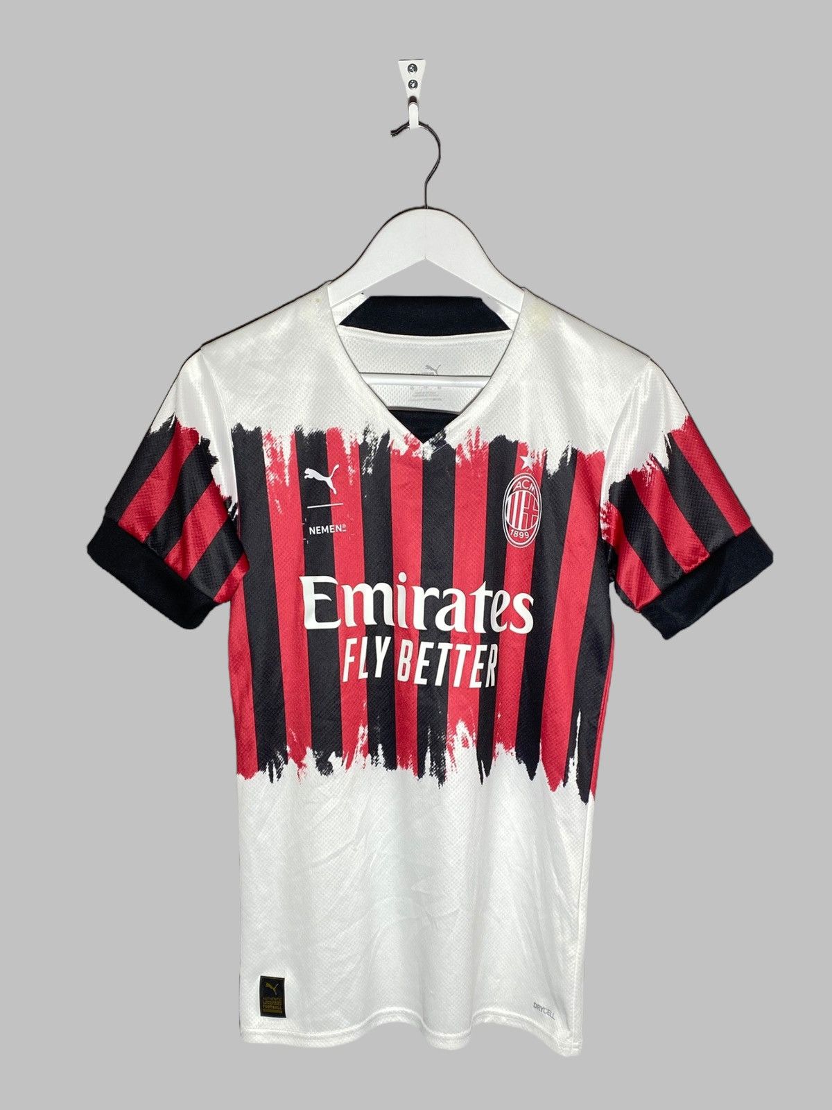 Puma 🔥 AC MILAN X NEMEN PUMA JERSEY ULTRA RARE DRIPPING HEAT Size US XS / EU 42 / 0 - 1 Thumbnail