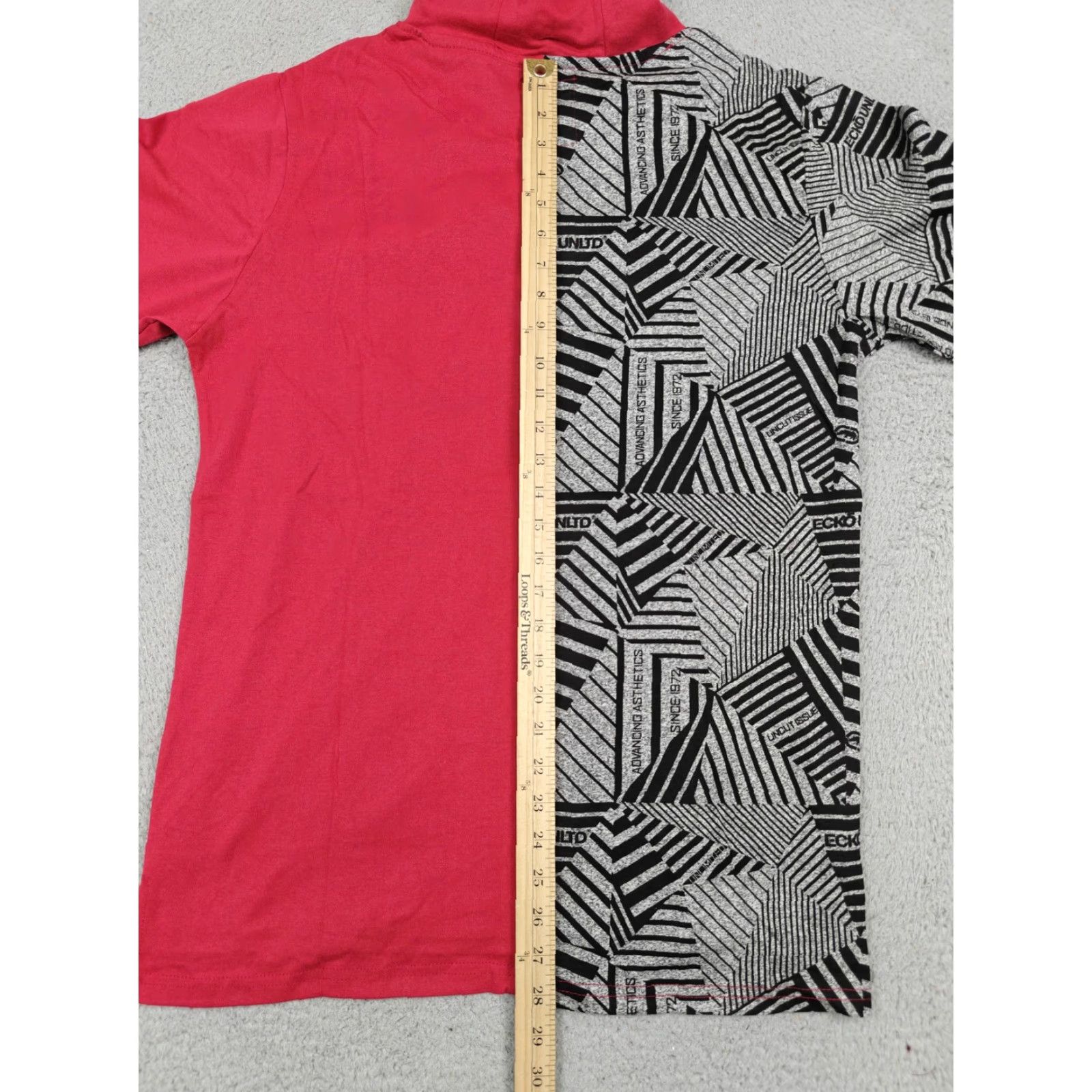 Ecko Unltd. VINTAGE Ecko Unltd Shirt Mens Medium Red Black Hooded Short Sleeve Split Pocket EO12K903 Size US M / EU 48-50 / 2 - 7 Thumbnail