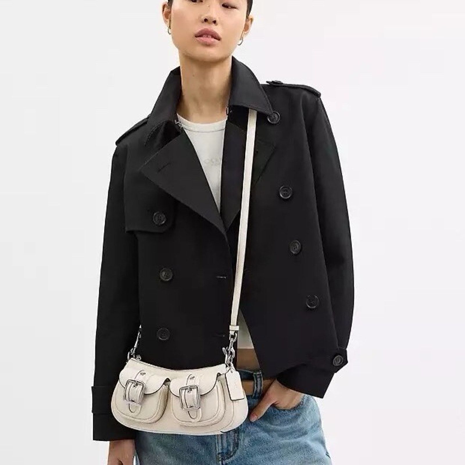 Coach NWT Coach Leather Ashton Baguette Shoulder Bag CM079 Chalk Size ONE SIZE - 8 Thumbnail