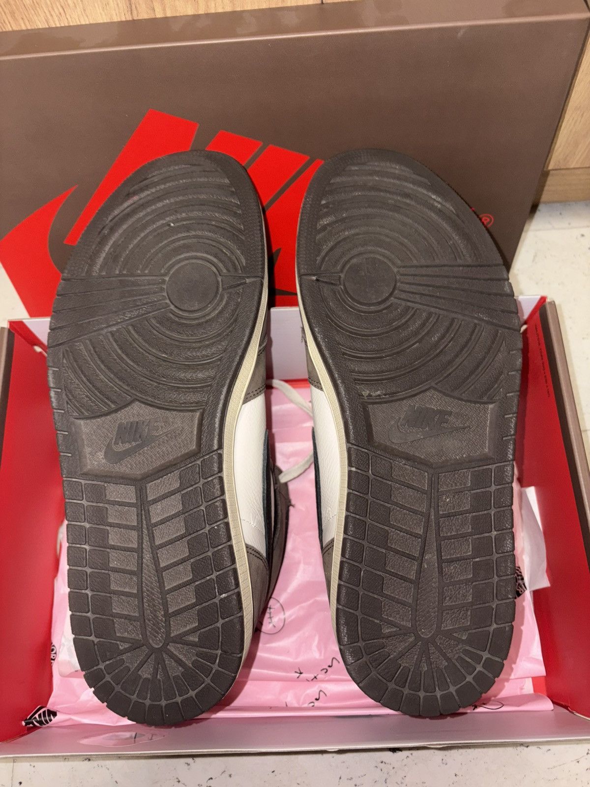 Jordan Brand Jordan 1 Retro High OG SP Travis Scott mocha Size US 11 / EU 44 - 9 Thumbnail