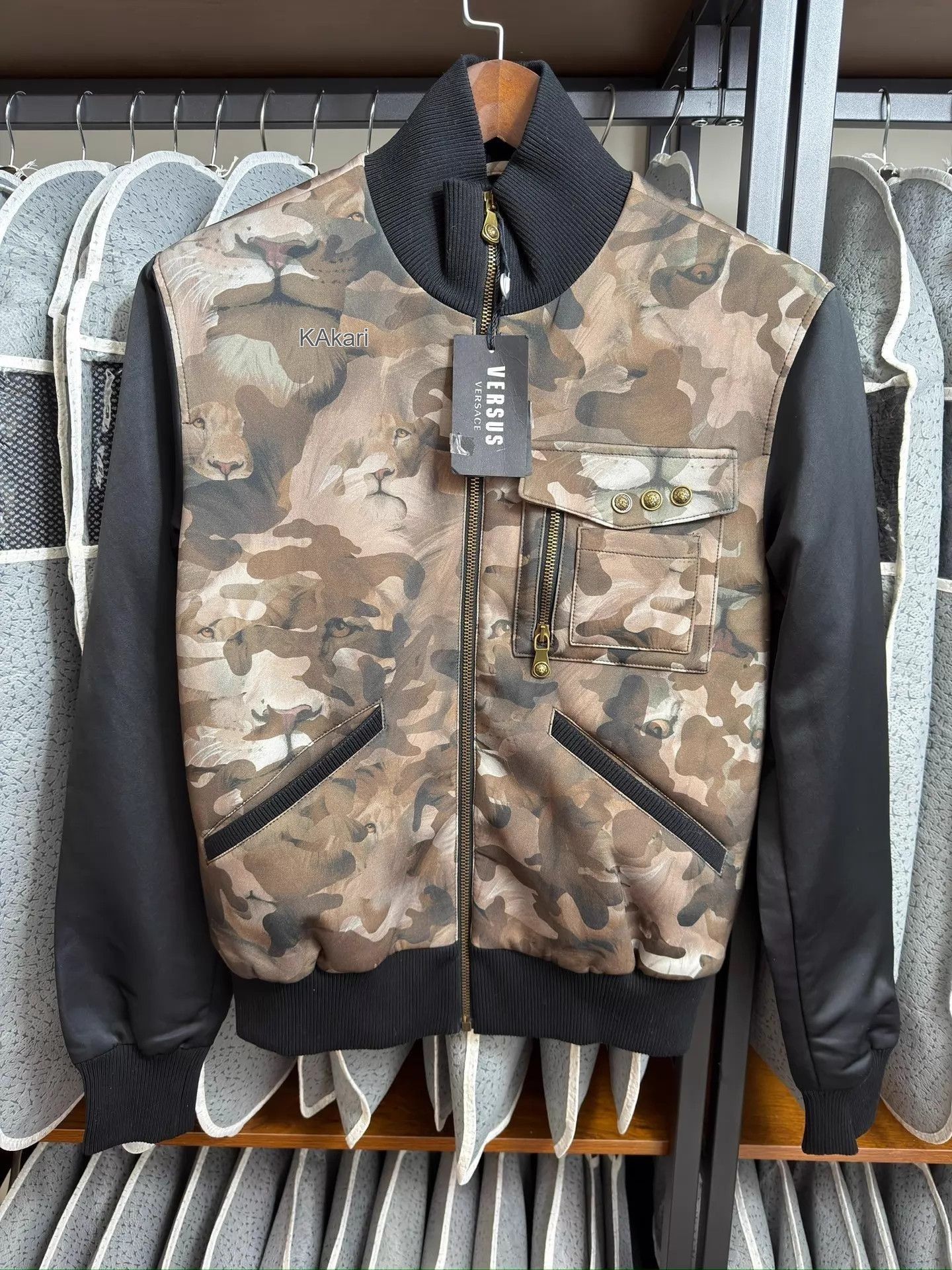 Versace Multi Lion Camo Print er Jacket Size US XXS / EU 40 - 1 Thumbnail
