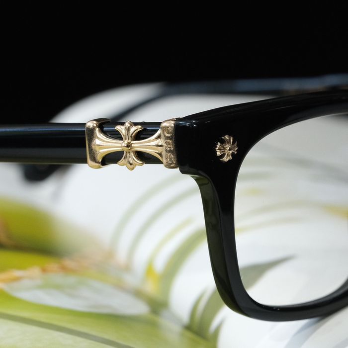 chrome-hearts-glasses-sims-4-update