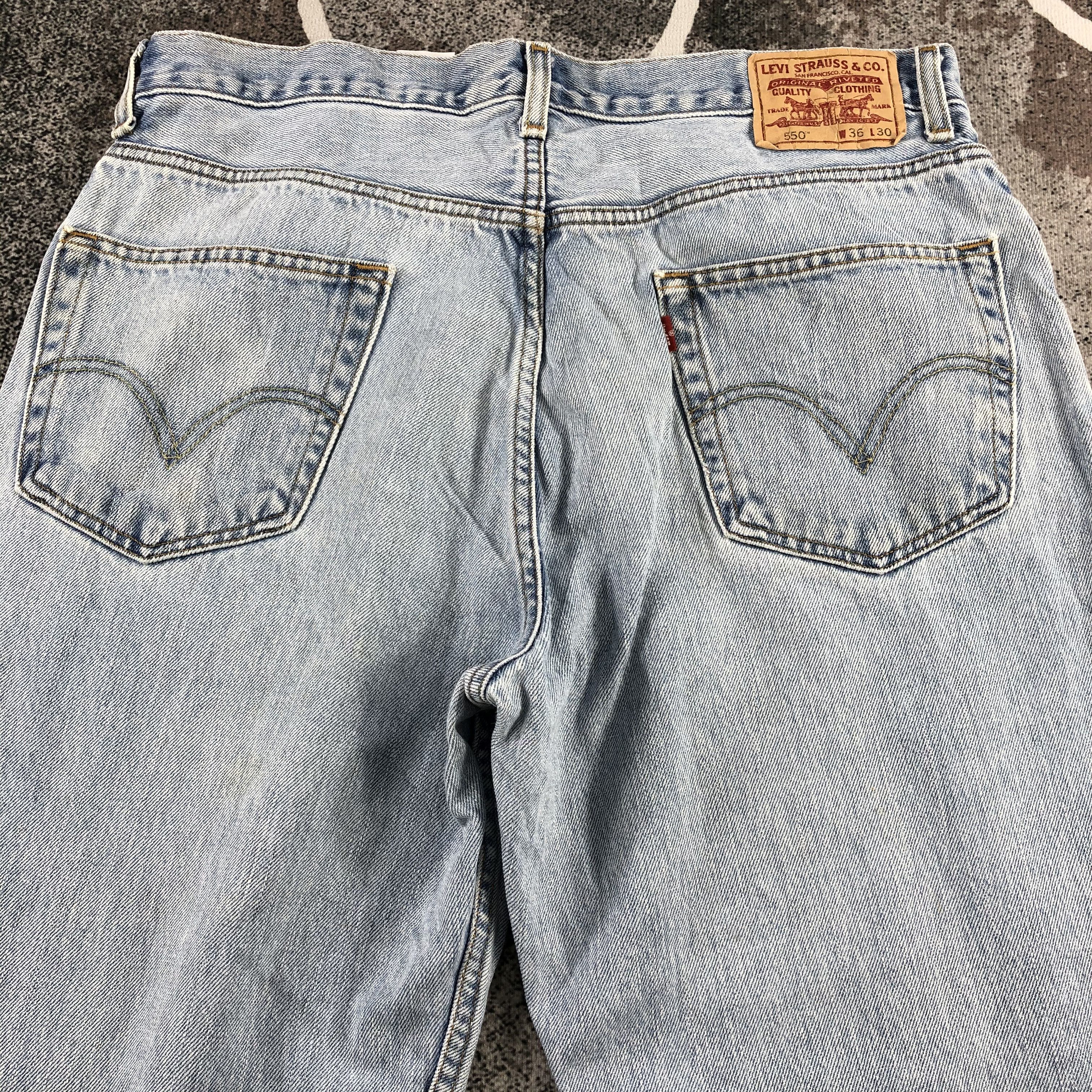 Levi's Vintage Levis 550 Jeans Medium Wash Denim KJ833 Size US 35 - 4 Thumbnail