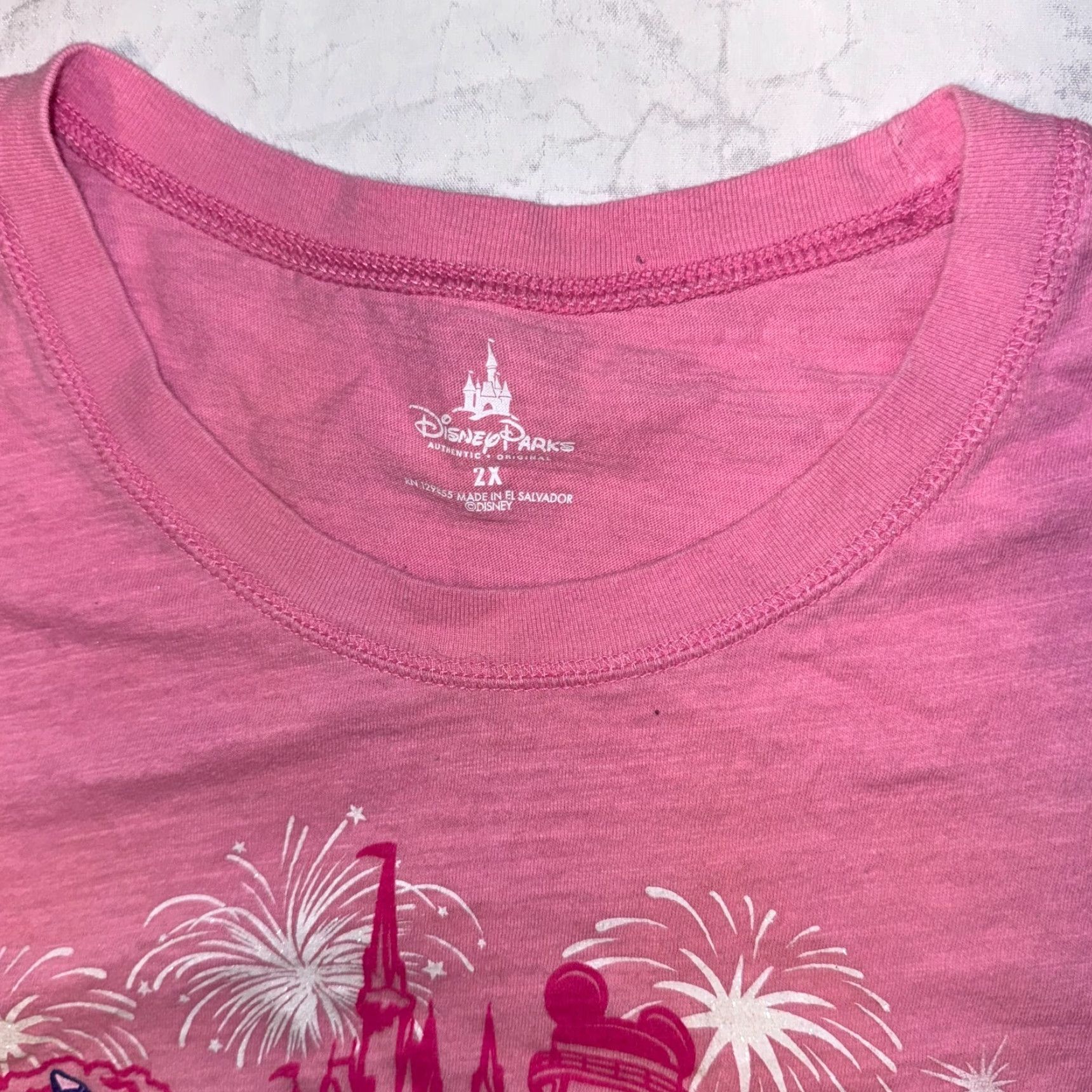 Disney Walt Disney World Tshirt 2XL Pink Mickey & Minnie Mouse 2014 Size XXL / US 16-18 / IT 52-54 - 2 Thumbnail