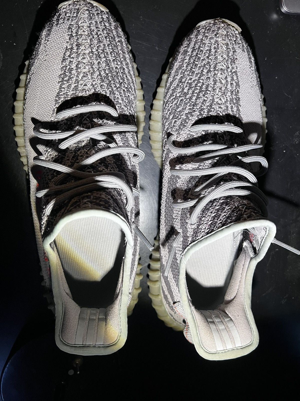 Adidas Yeezy beluga 2.0 Size US 10.5 / EU 43-44 - 4 Thumbnail