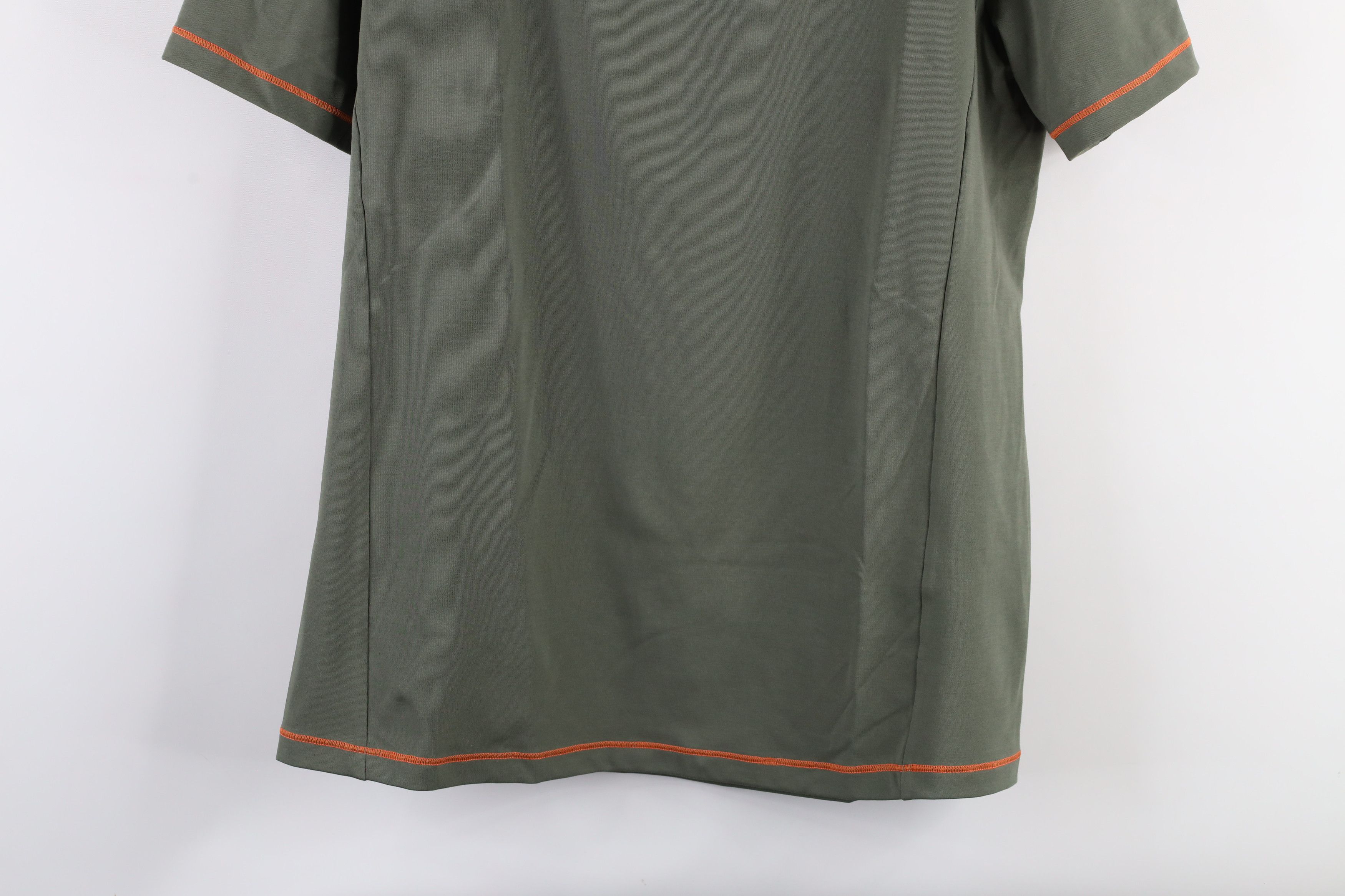 Vintage Backlabel Wellnesswear Grand Hotel Tremezzo Italy T-Shirt Size US L / EU 52-54 / 3 - 3 Thumbnail