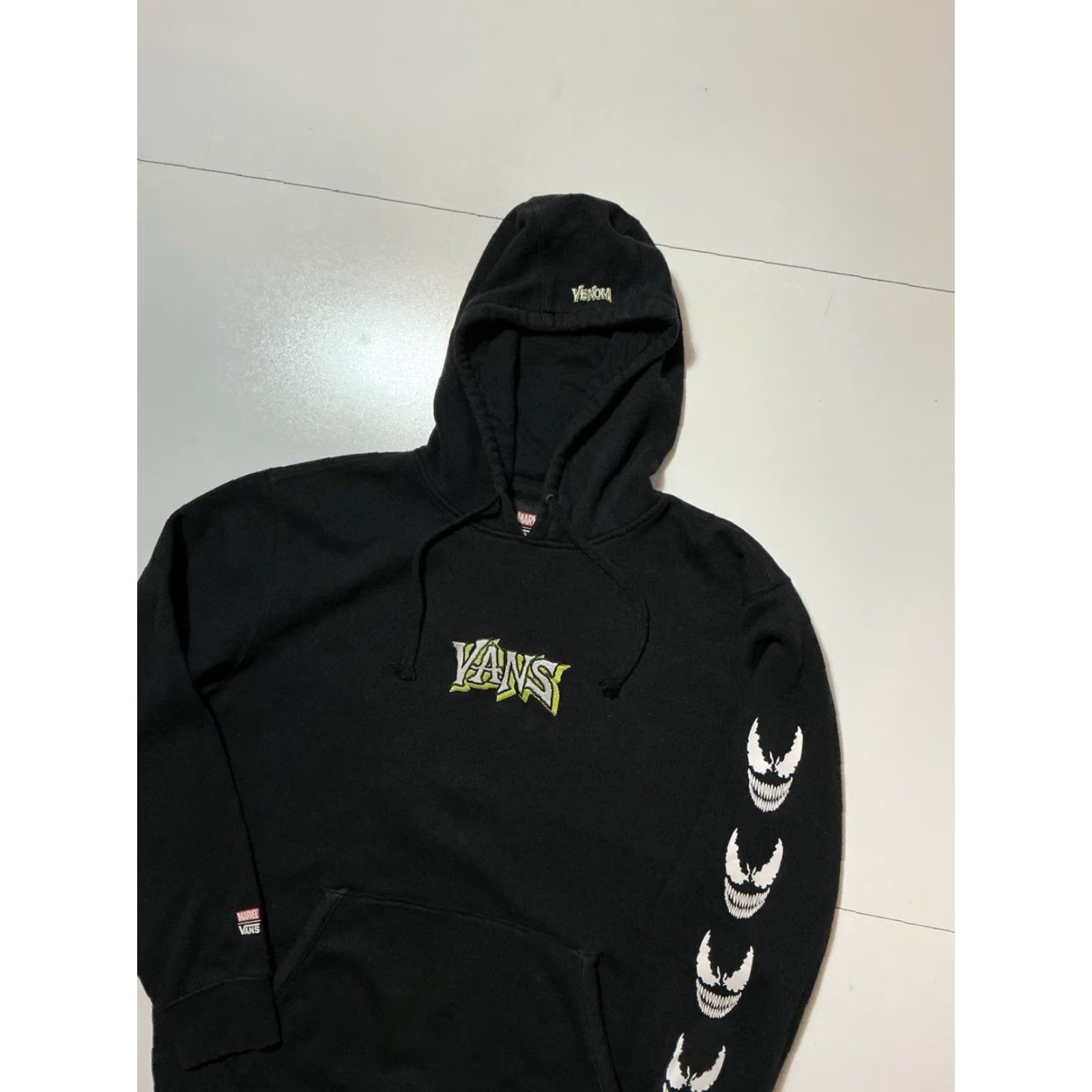 Vintage Vans X Marvel Comics Venom Black Fleece Embroidered Pullover Hoodie Sz. L Size US L / EU 52-54 / 3 - 4 Thumbnail