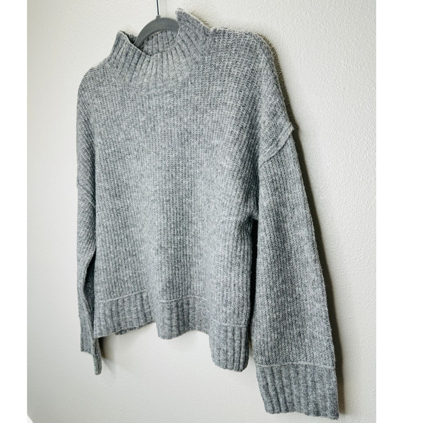 Other The Workshop Gray Keepin It Cozy Boxy Long Sleeve Sweater M Size M / US 6-8 / IT 42-44 - 3 Thumbnail