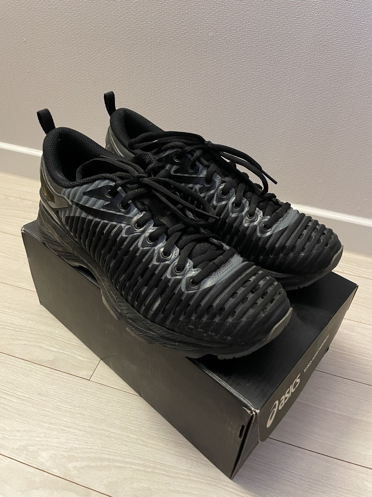asics kiko kostadinov GEL-DELVA 黒 Asics x Kiko Kostadinov Gel-Delva 1 - Black / Steel Grey – Kith