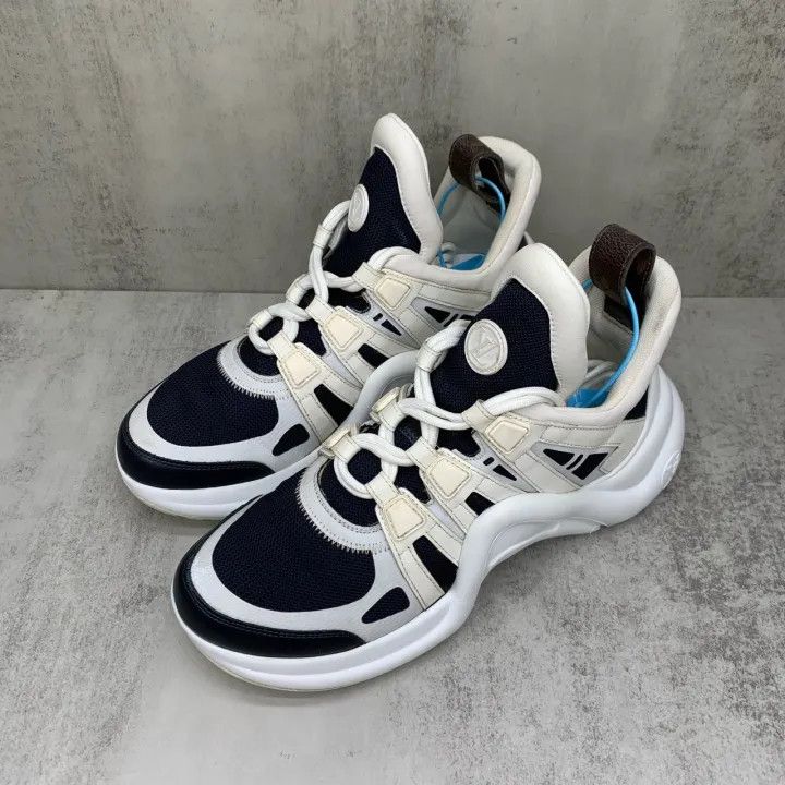 Louis Vuitton Louis Vuitton Black and White Casual Sneakers 0079 Size US 6 / IT 36 - 1 Thumbnail