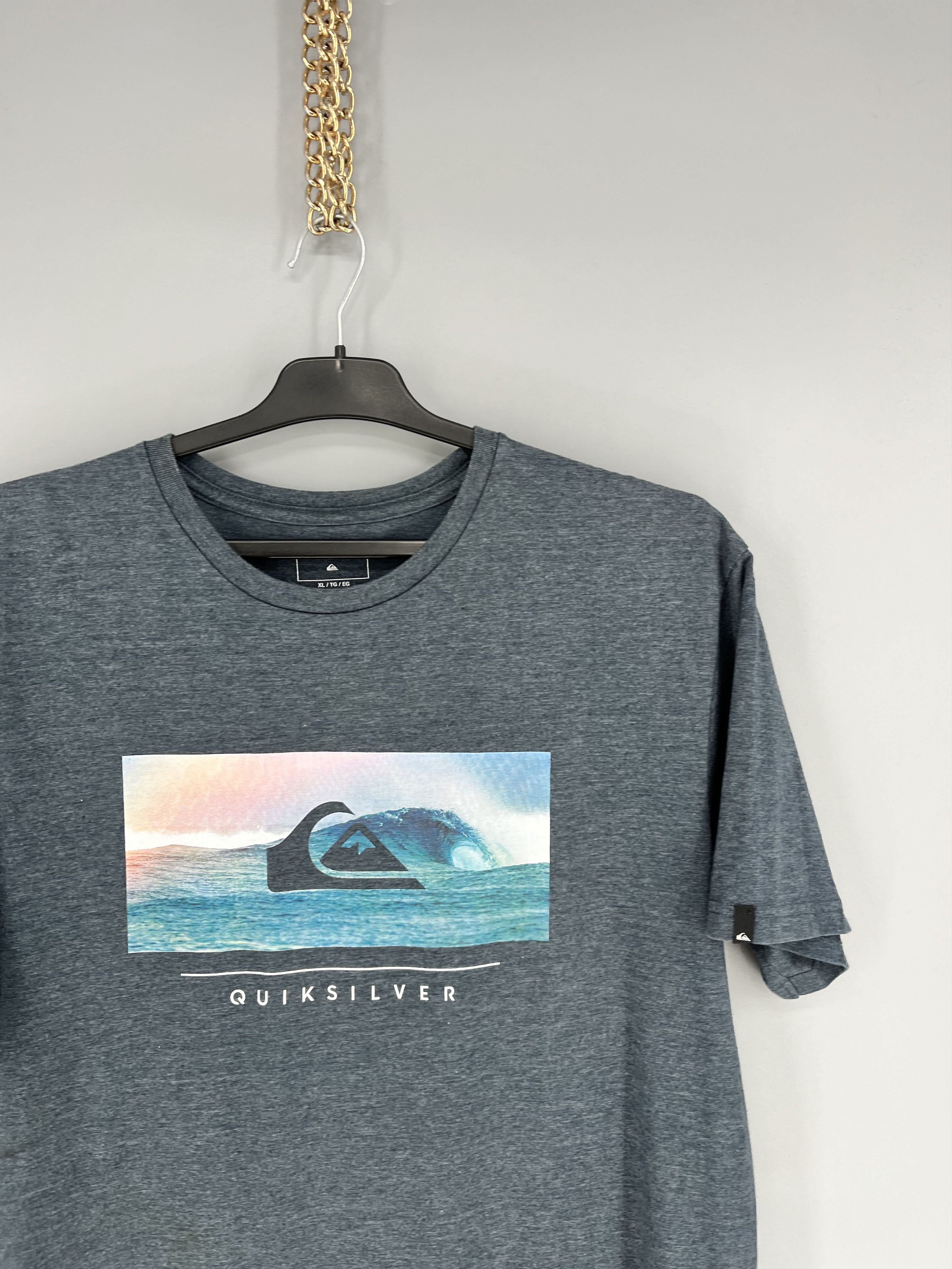 Quiksilver Vintage Quiksilver T-Shirt Size XL Surf Skateboard y2k Size US XL / EU 56 / 4 - 5 Thumbnail
