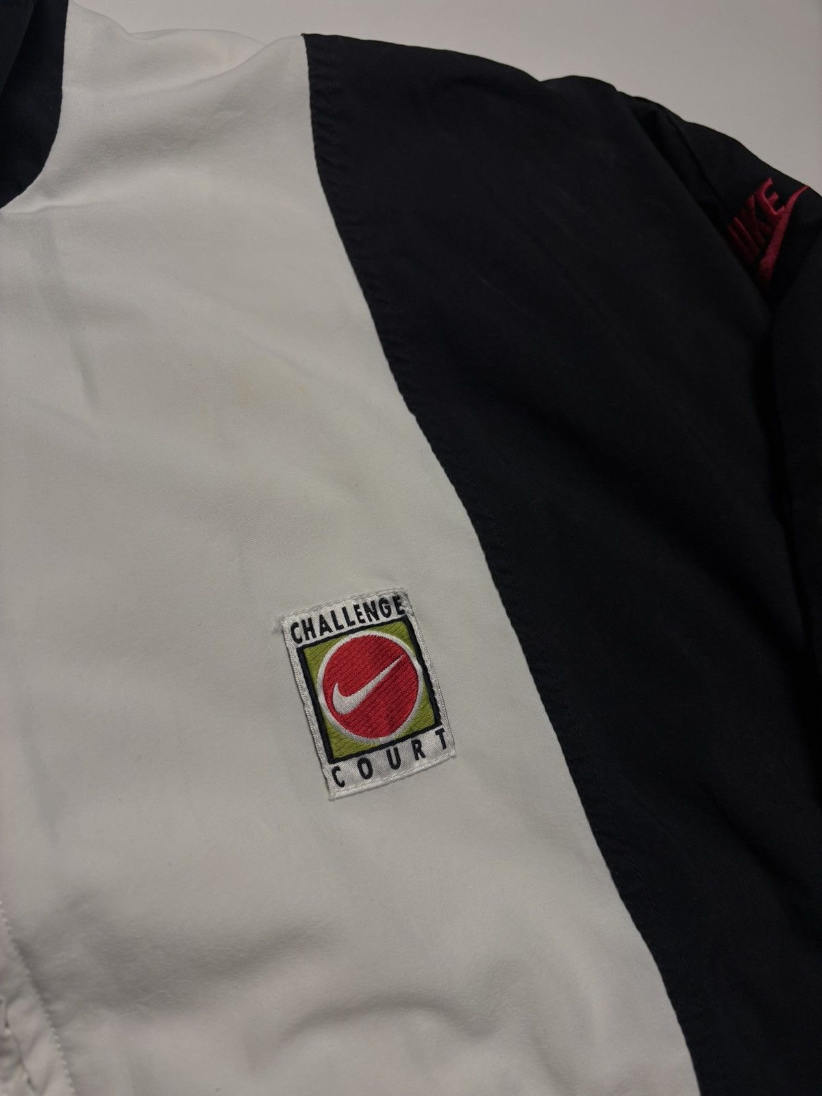 Nike Nike Court Challenge Vintage mega rare track jacket big logo Size US L / EU 52-54 / 3 - 5 Thumbnail