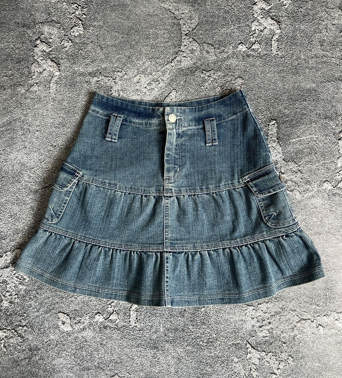 Japanese Brand Vintage skirt denim pocket y2k grunge Size 30" / US 8 / IT 44 - 1 Thumbnail