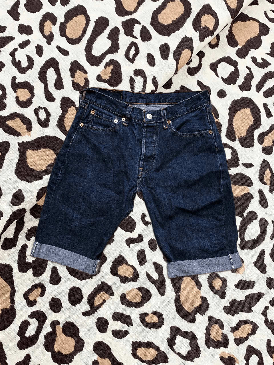 Levi's Levi's 501 Denim Shorts Jorts Button Fly | Size US 28 / EU 44 - 1 Thumbnail