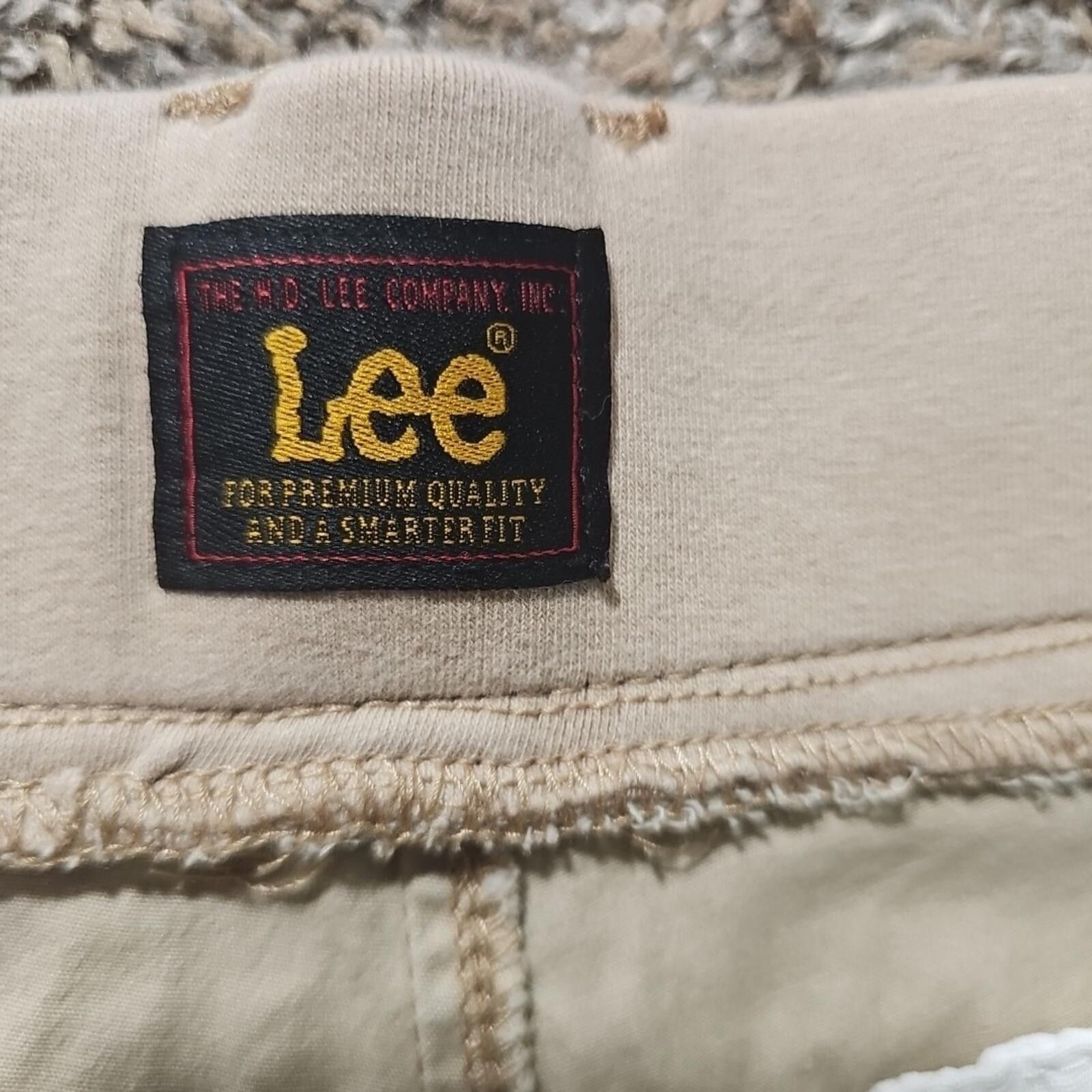 Lee Lee 16W Cargo Khaki Capris Size 38" / US 16 / IT 52 - 3 Thumbnail