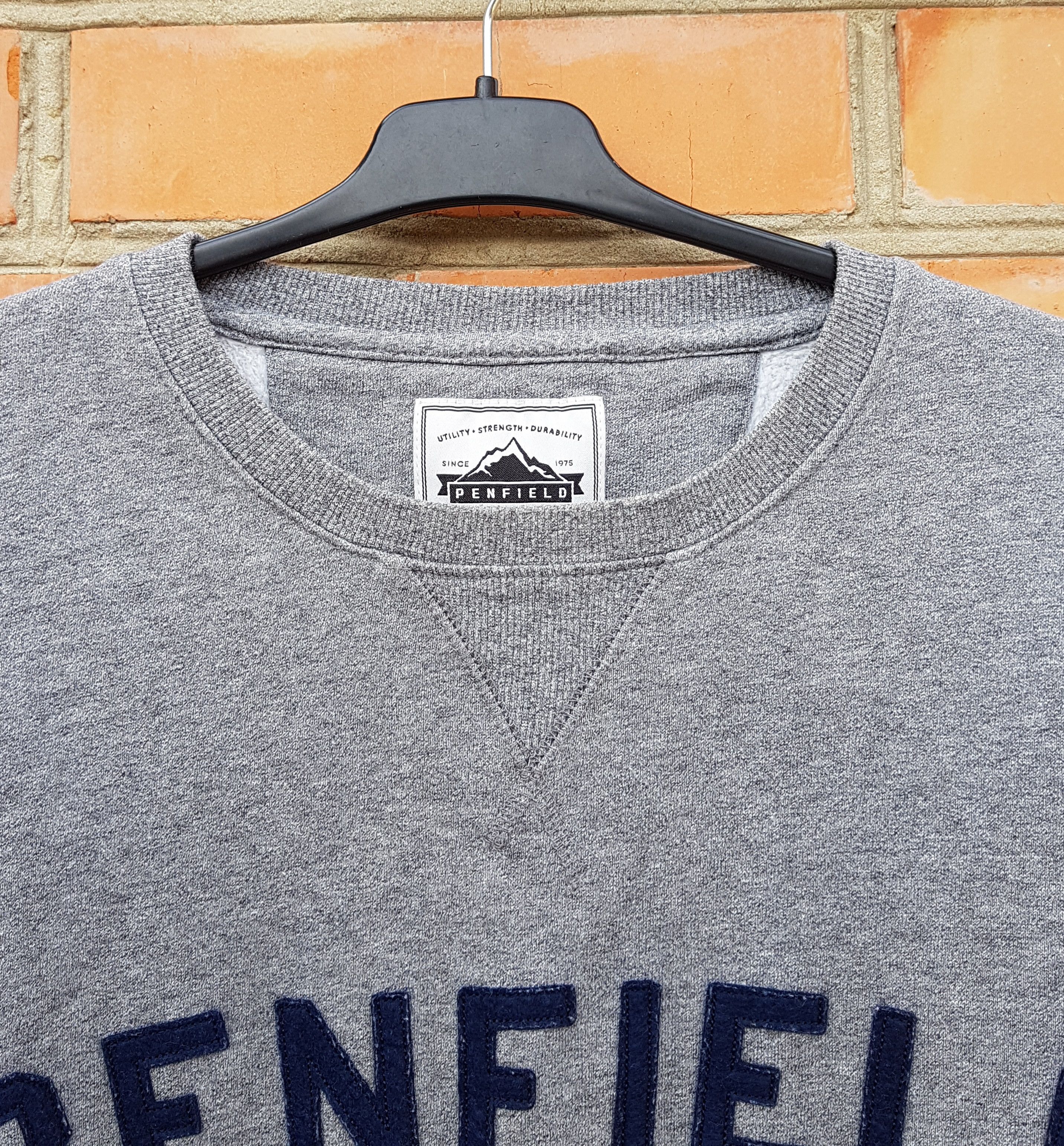 Penfield Penfield Big Logo Long Sleeve Sweatshirt Pullover sz L Size US L / EU 52-54 / 3 - 3 Thumbnail