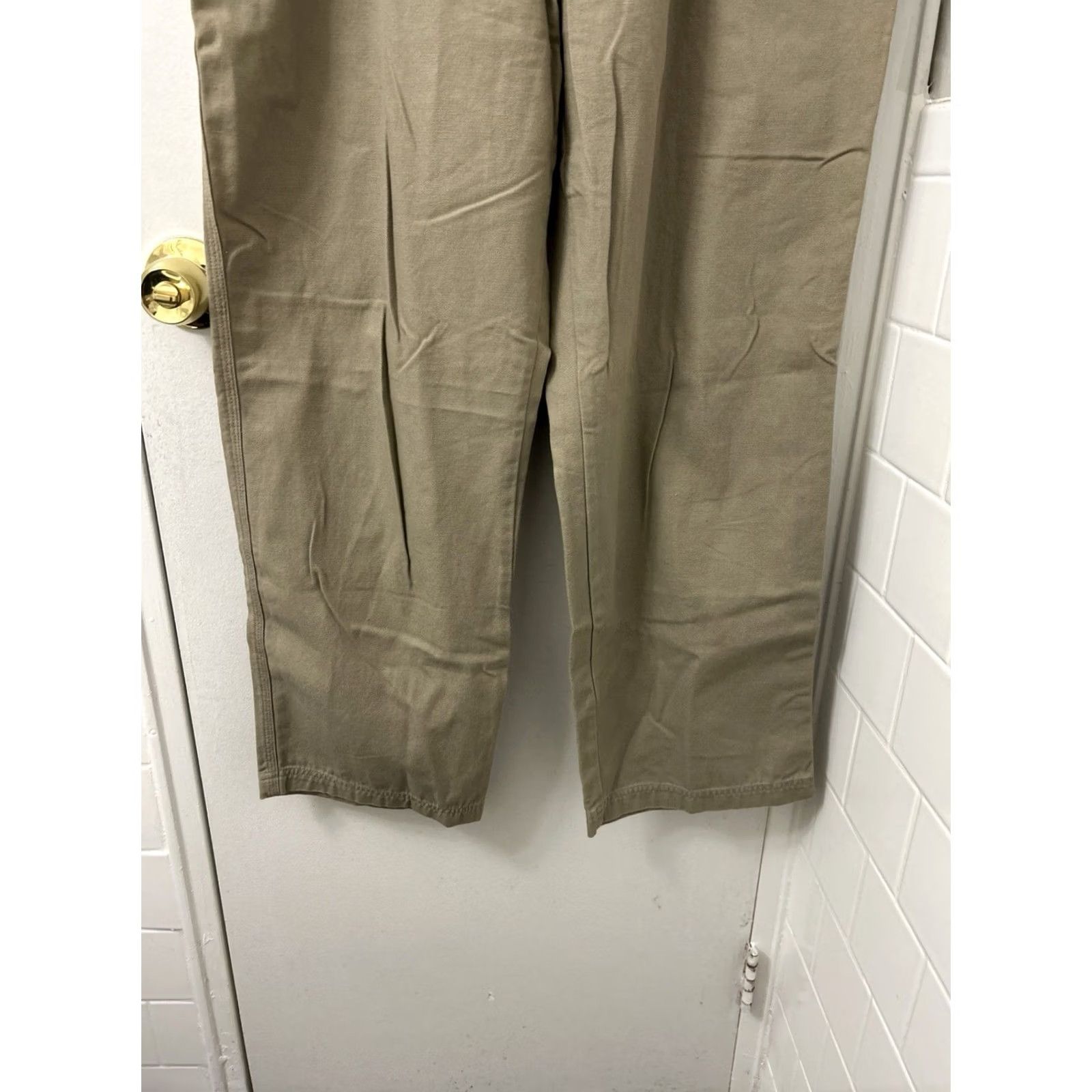 Vintage VINTAGE L.L. Bean Pathfinder Pants Mens 34x28 Khaki Tan Canvas Straight Leg YKK Zip Fly Button Closure casual workwear 5-Pocket Mens Regular Beige Size US 34 / EU 50 - 3 Thumbnail