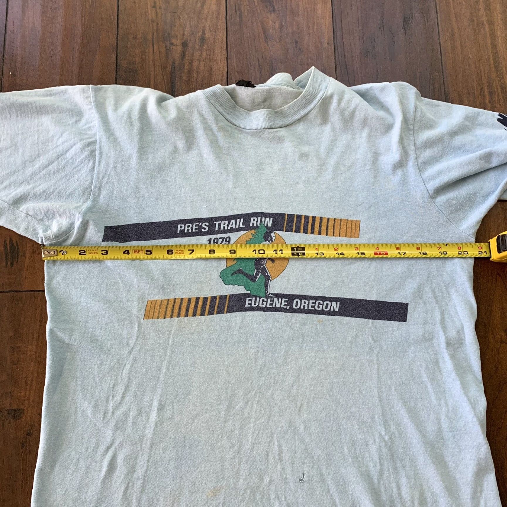 Nike VINTAGE Nike T Shirt Mens 1979 Pre Trail Run Prefontaine Tee 70s Pinwheel Geisha Blue L Mens Size US L / EU 52-54 / 3 - 6 Thumbnail