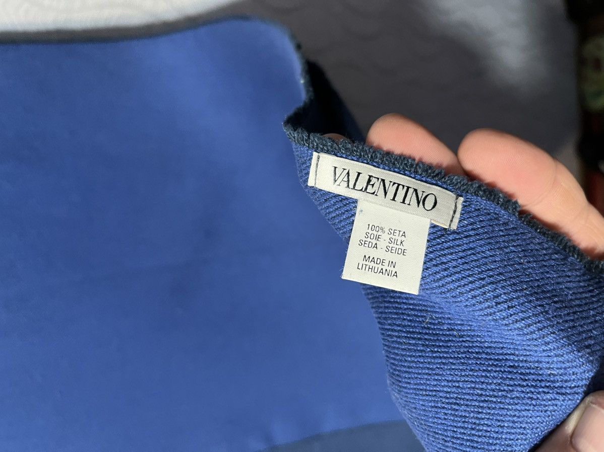 Valentino Authentic Valentino Luxury Blue Silk Scarf 180x40 cm Size ONE SIZE - 7 Thumbnail