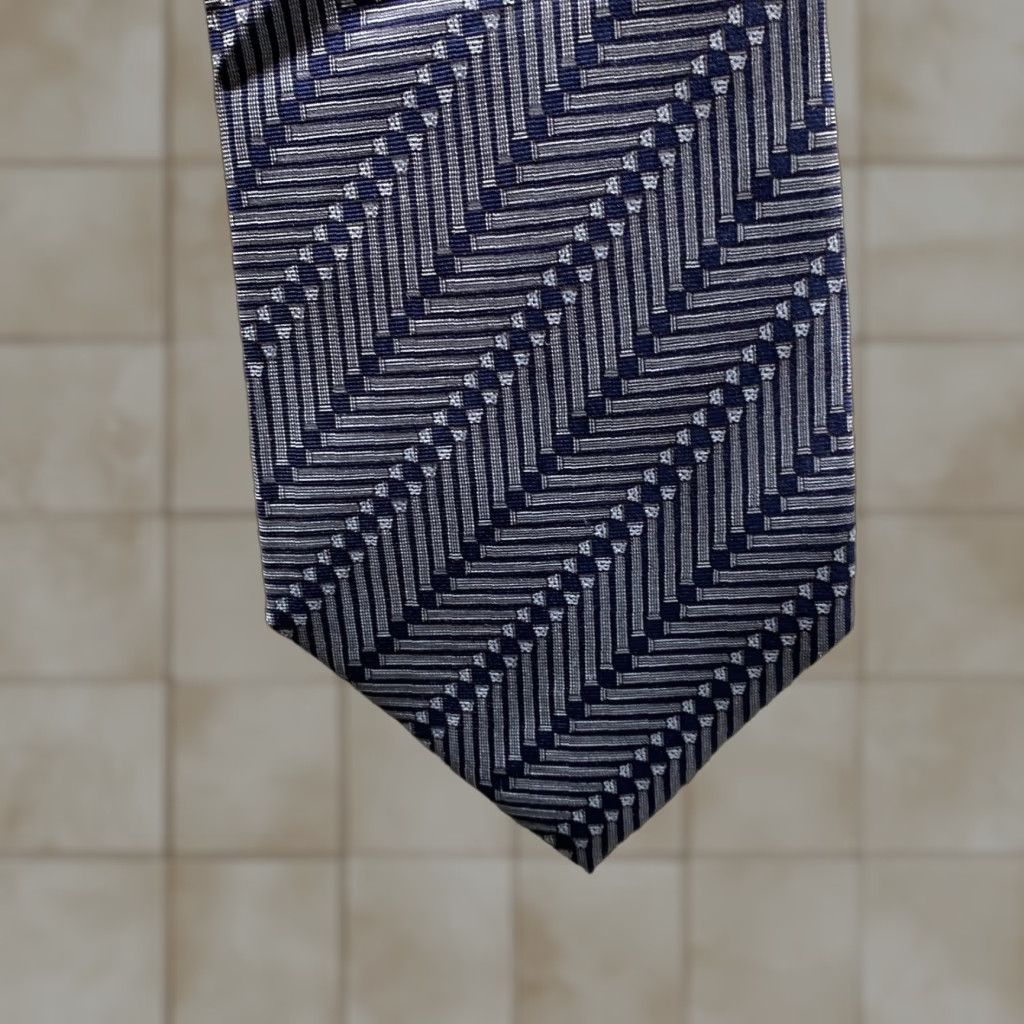 Vintage Vintage Diamond Tie Blue Striped Mens 3.5 Inch Silk Necktie Classic 57"-60" One Size Blue Mens Silk Tie Size ONE SIZE - 1 Thumbnail