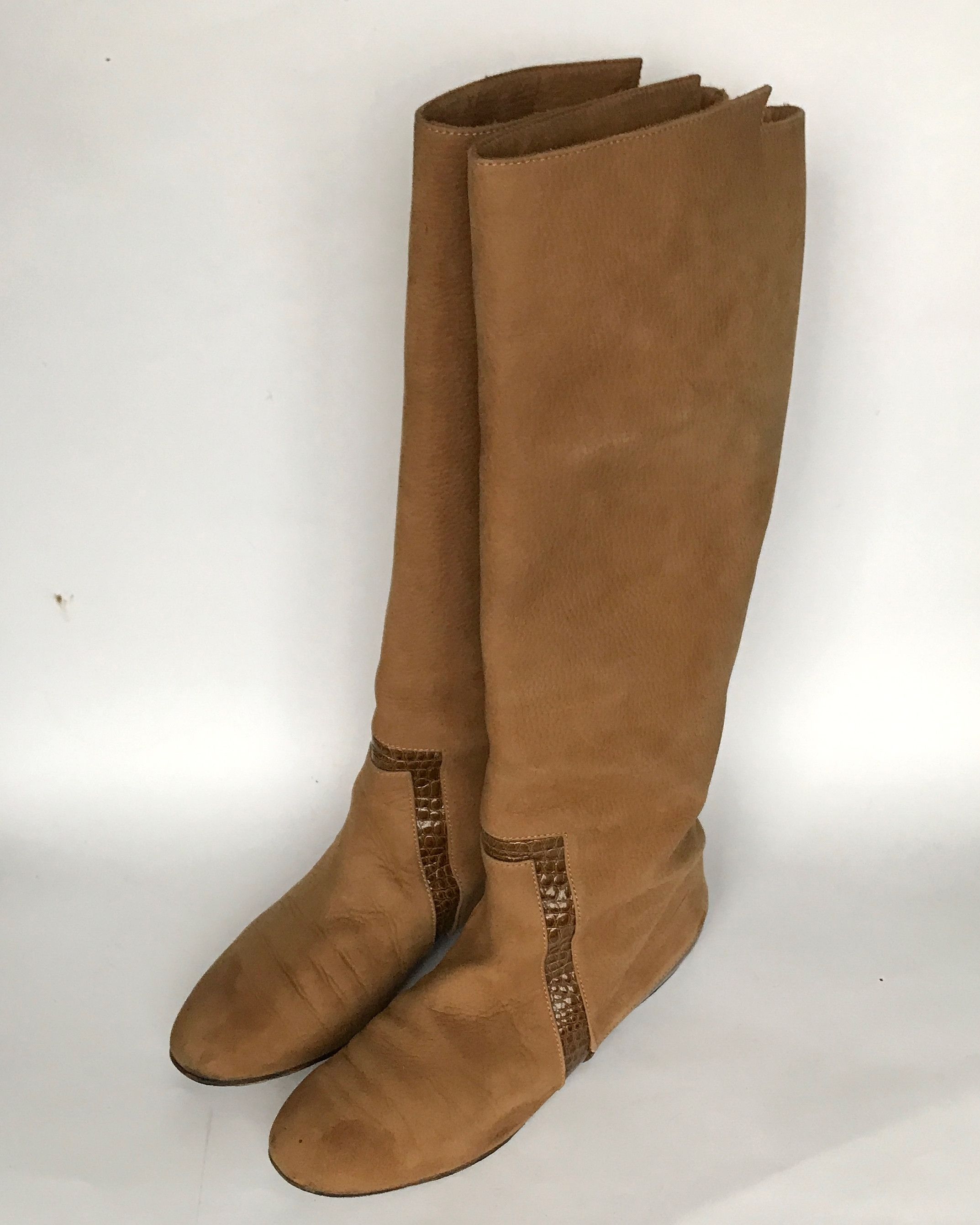 Fendi VINTAGE Y2K FENDI NUBUCK BOOTS WITH ALIGATHOR LEATHER EU38 Size US 8 / IT 38 - 1 Thumbnail