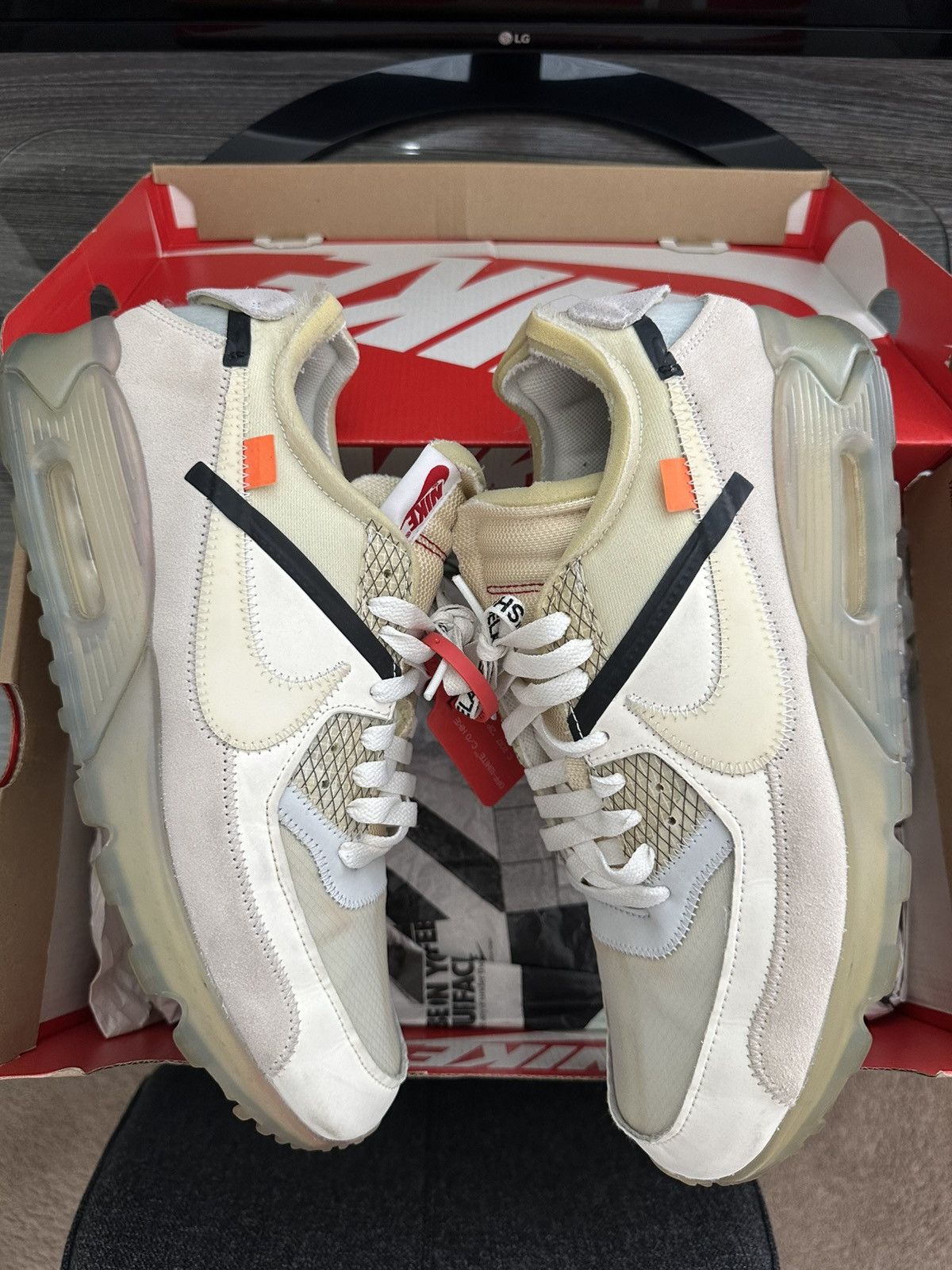 Other White Nike Air Max 90 (The 10) Size US 11.5 / EU 44-45 - 3 Thumbnail