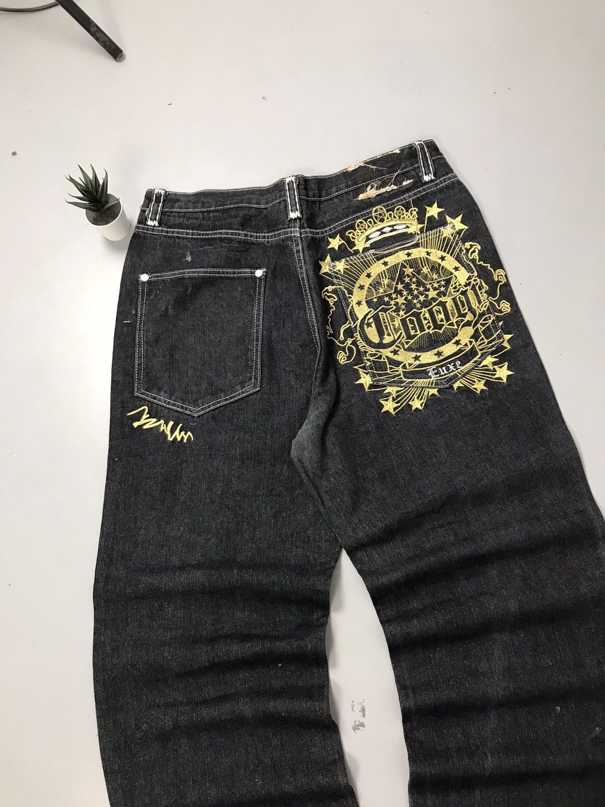 Coogi Vintage coogi golden embroidred baggy fit denim pants Size US 36 / EU 52 - 4 Thumbnail
