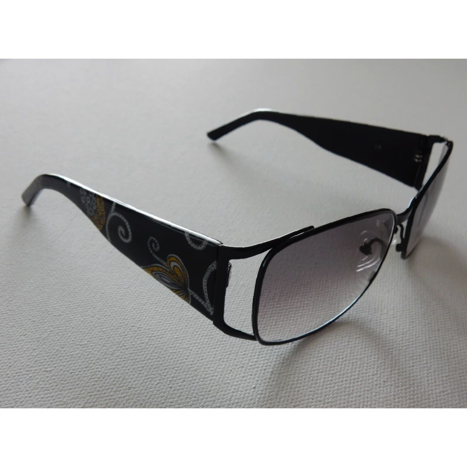 Vera Bradley Vera Bradley Sunglasses Frames Only 58[]15 Black Women's Accessories Size ONE SIZE - 3 Thumbnail