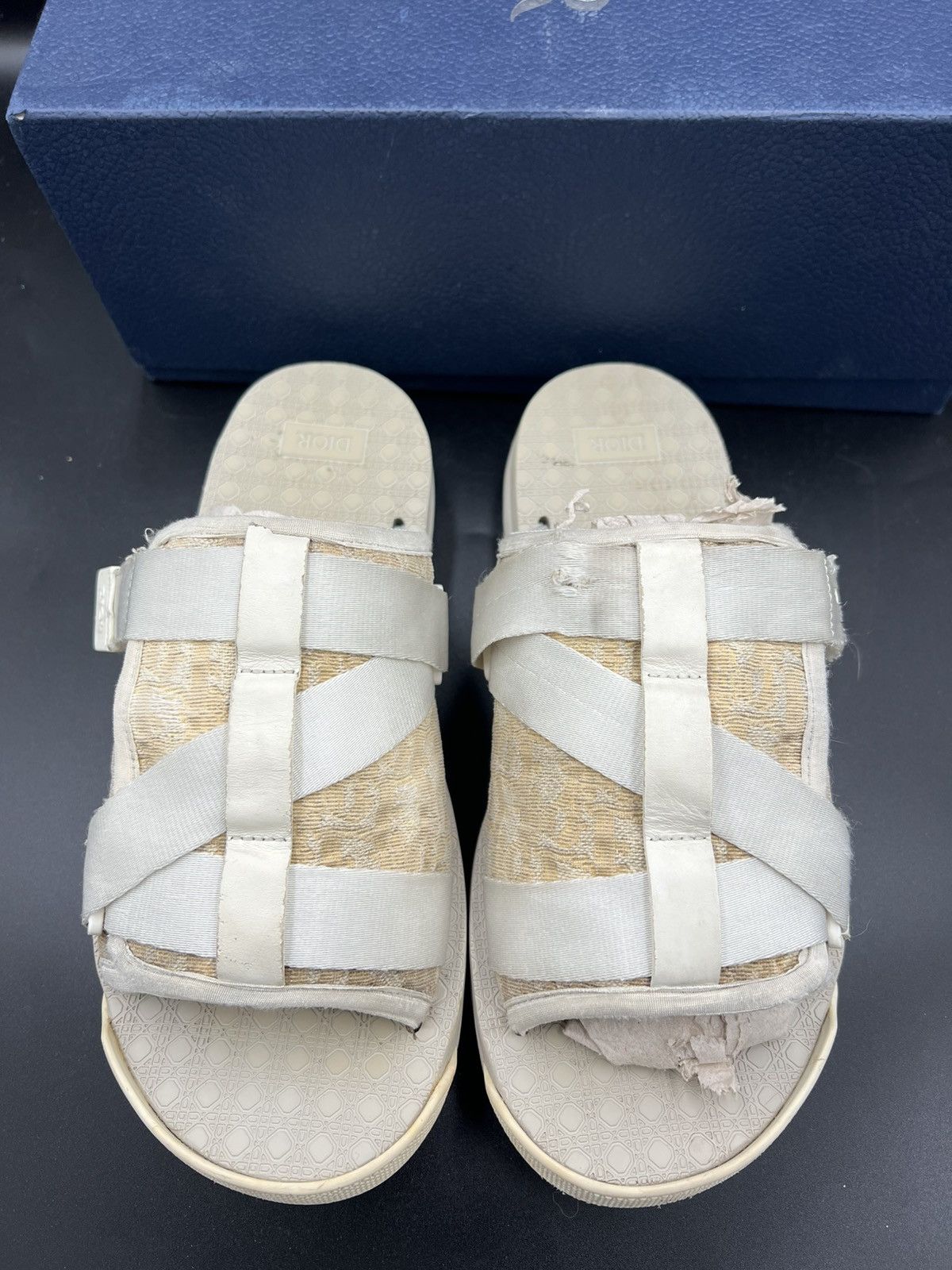 Dior Size 9us/42eu Dior Alpha Sandal OG Box Size US 9 / EU 42 - 3 Thumbnail