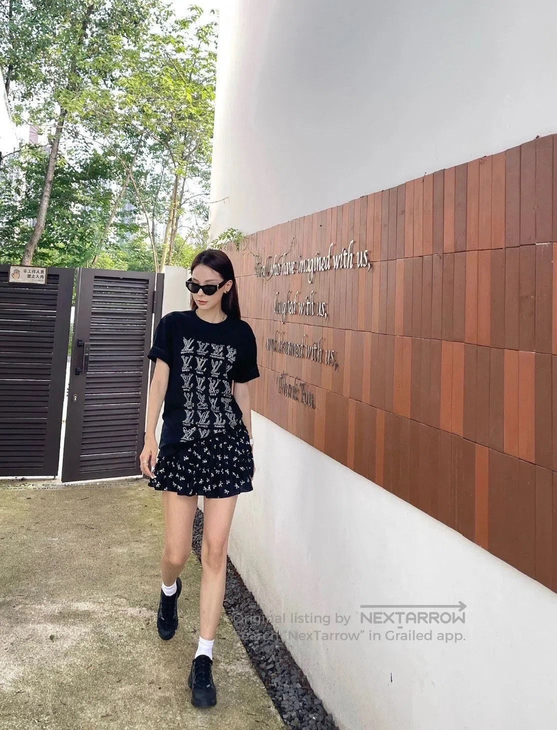 Louis Vuitton LV XXL Black Embroidered Logo T-shirt. Size US XXL / EU 58 / 5 - 6 Thumbnail