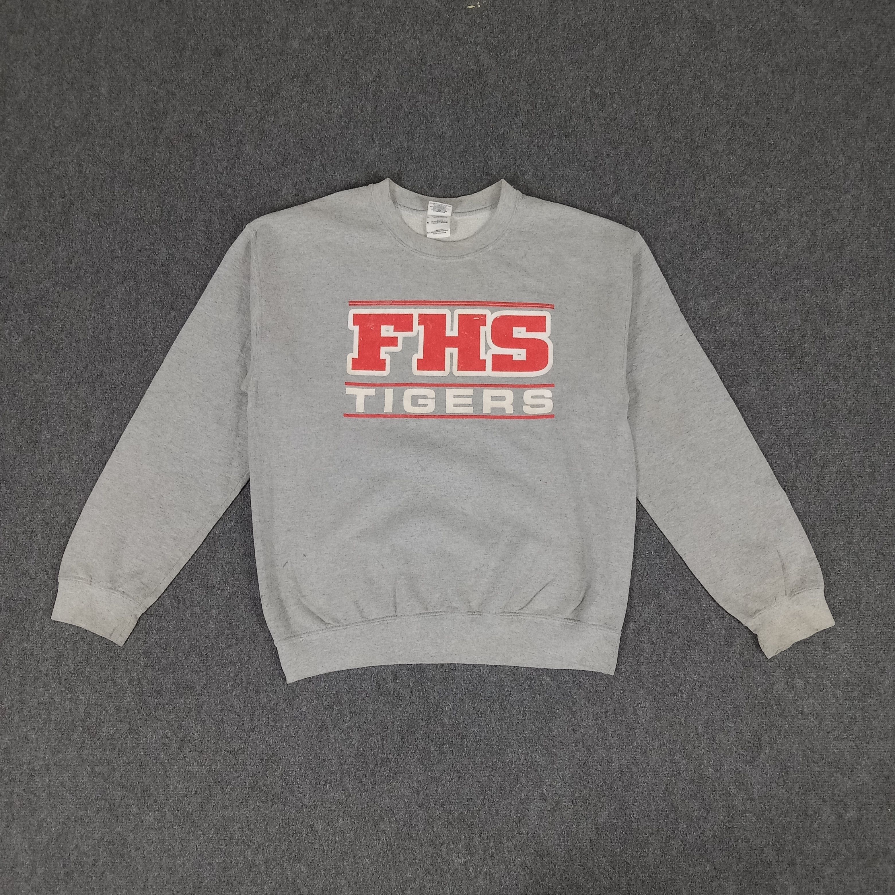 Vintage FHS Tigers American Sports Style Sweatshirt Size US M / EU 48-50 / 2 - 1 Thumbnail