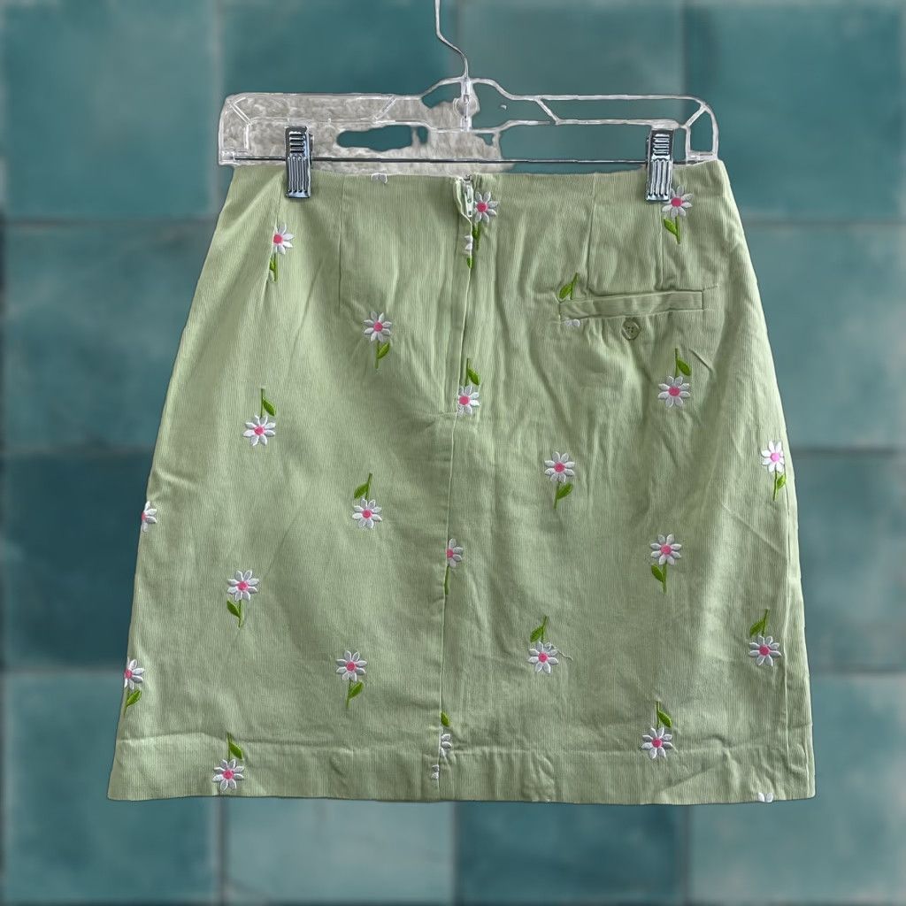 Lilly Pulitzer Lilly Pulitzer Mini Skirt Green High Waisted Floral Preppy Women's M Medium Short Skirt 90s Style Ladies Size 32" / US 10 / IT 46 - 1 Thumbnail