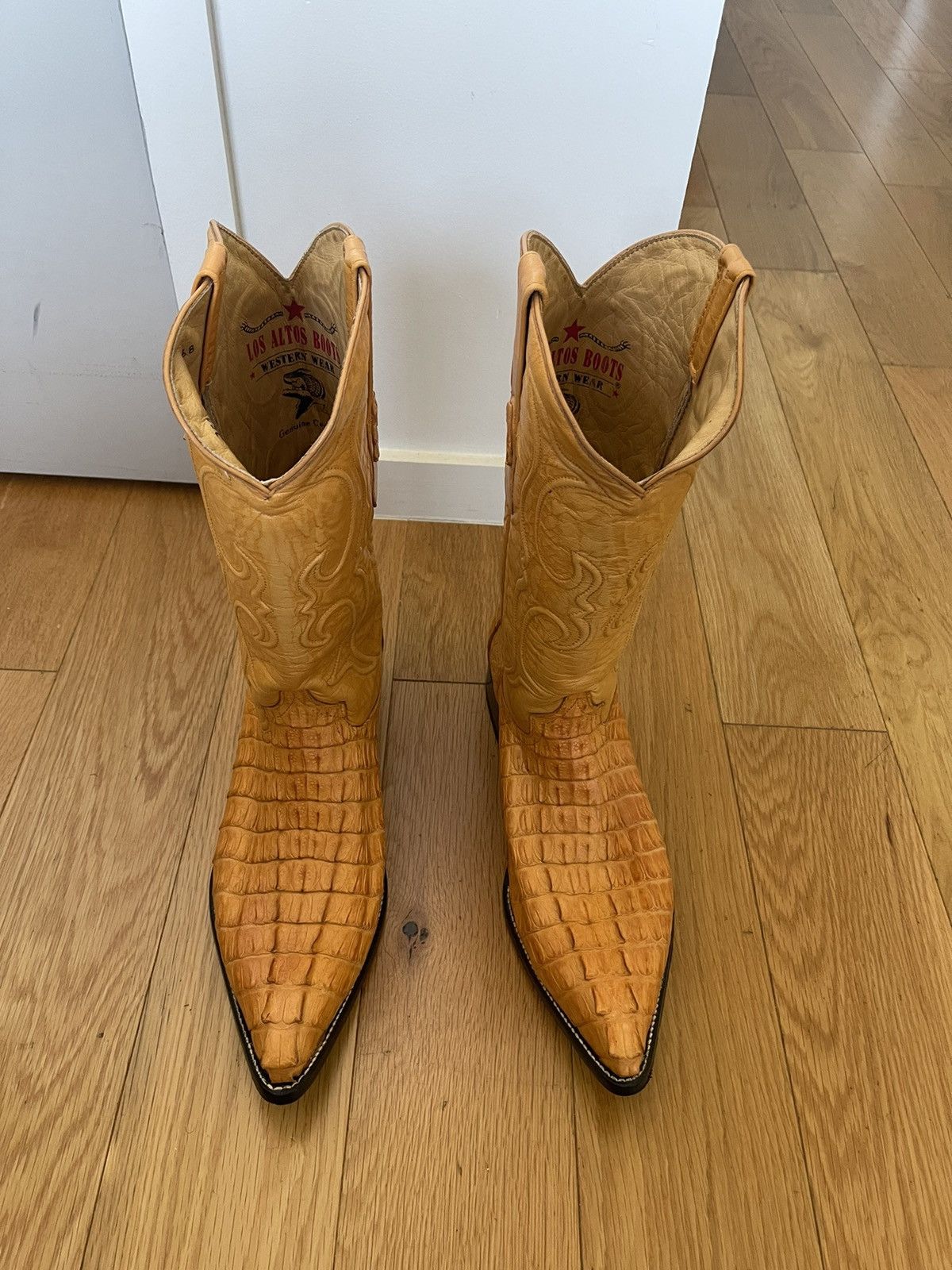 Los Altos Brown Genuine Crocodile