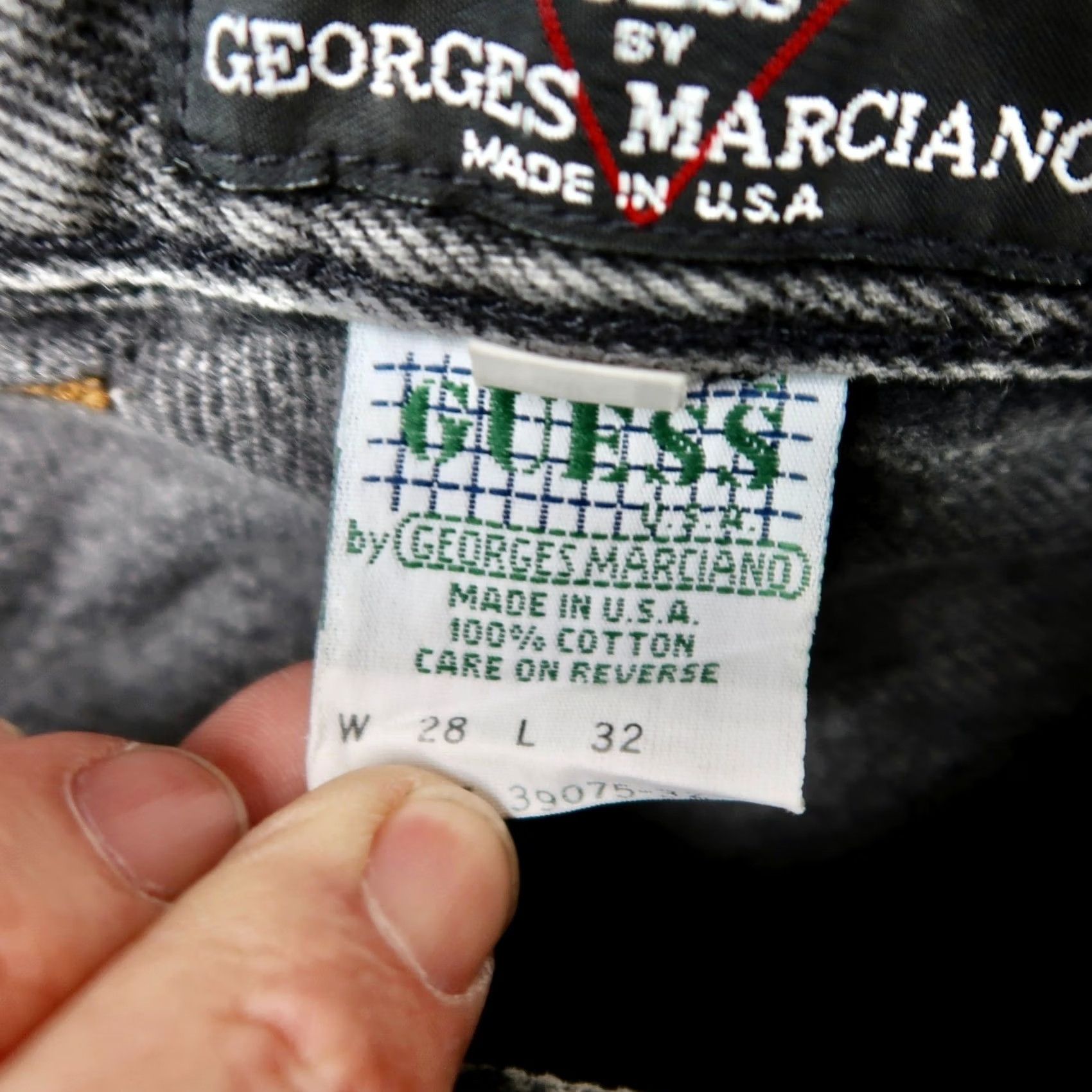 Guess VINTAGE Guess Jeans Gray Tapered High Waisted 28x32 USA 90s Georges Marciano Size 28" / US 6 / IT 42 - 6 Thumbnail
