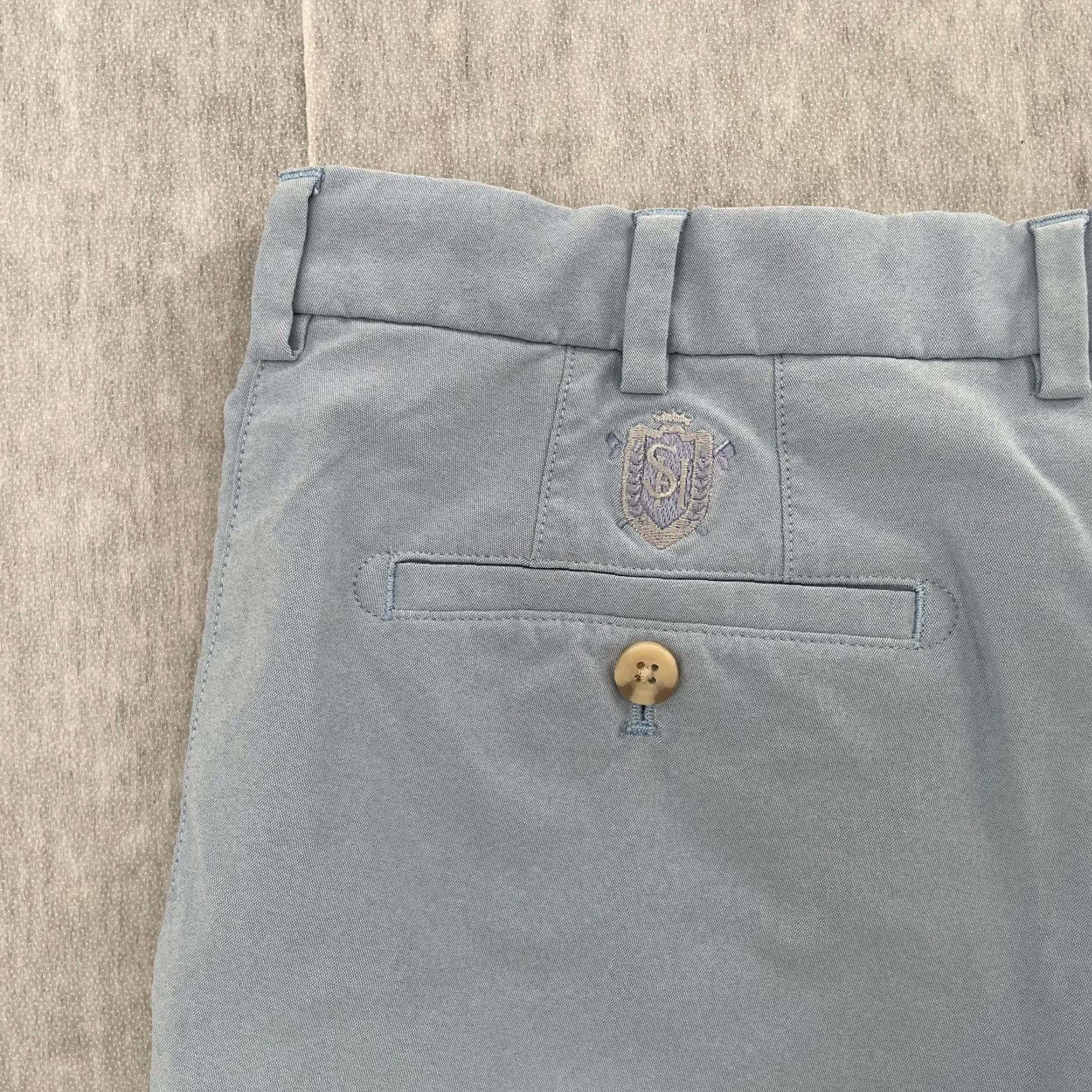 Peter Millar Peter Millar Shorts Adult 36 Blue Crown Sport Chino Golf Pockets Button Logo Men Size US 36 / EU 52 - 4 Thumbnail