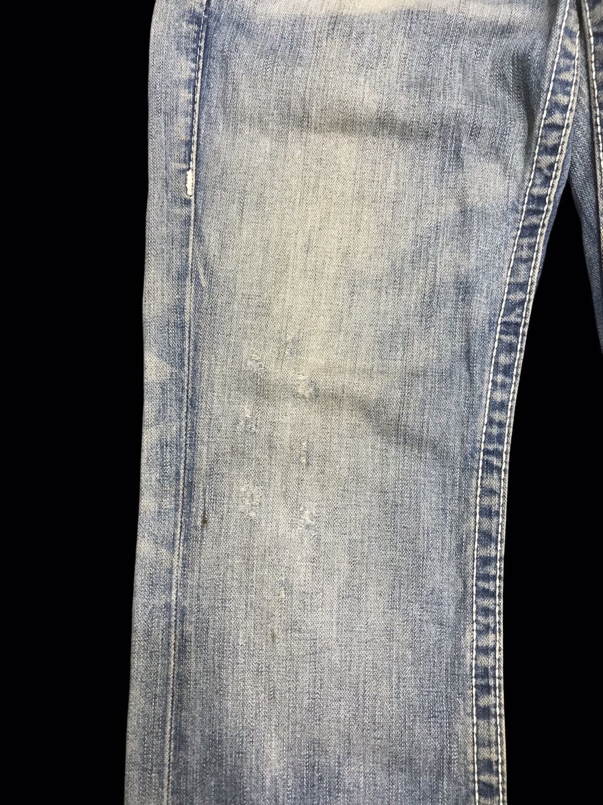 True Religion 💥THRASHED💥TRUE RELIGION LOW RISE DISTRESSED DENIM F377 Size US 29 - 6 Thumbnail
