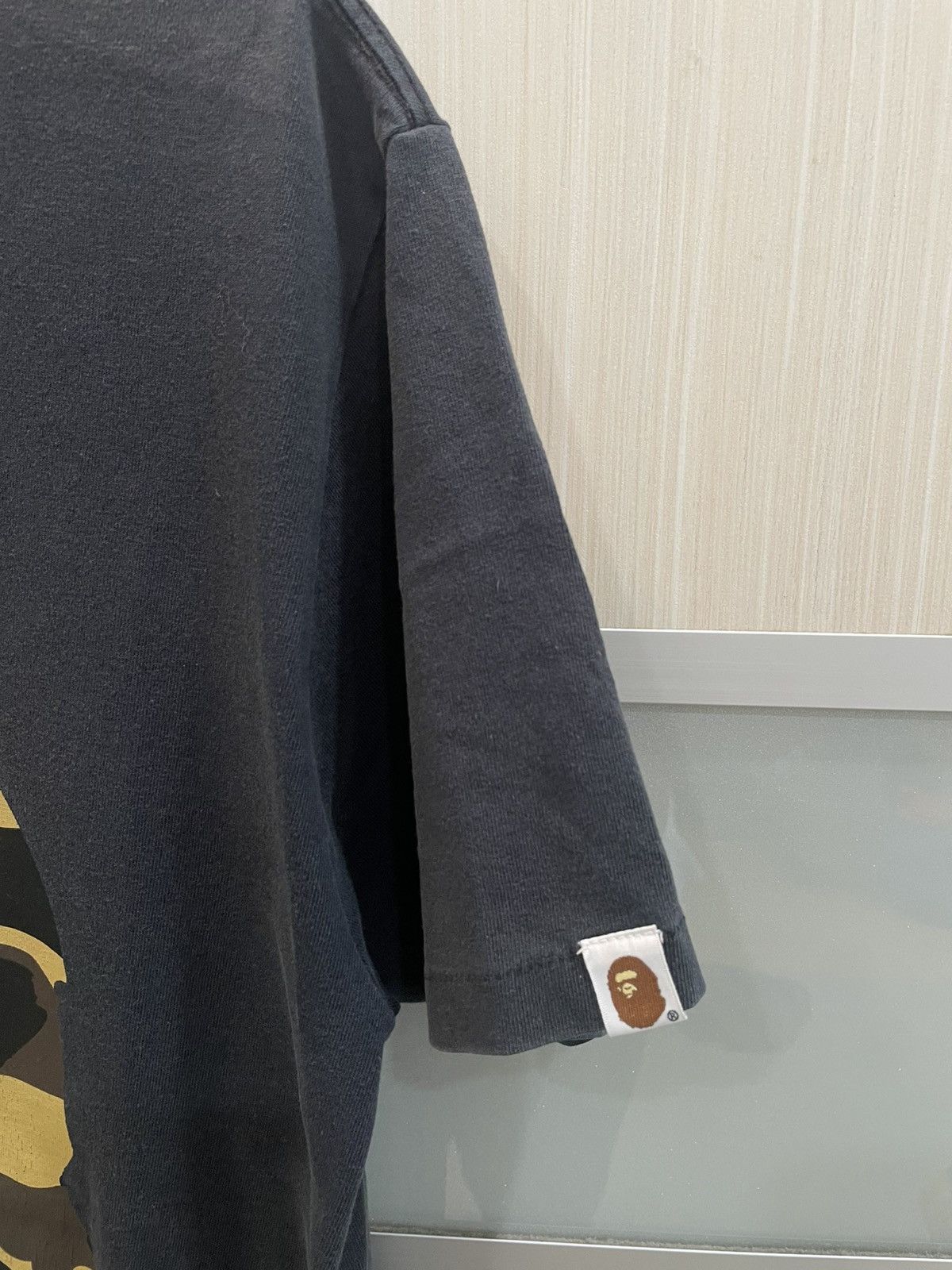Bape Vintage BAPE Camo Big Ape Head Tee Size US L / EU 52-54 / 3 - 7 Thumbnail