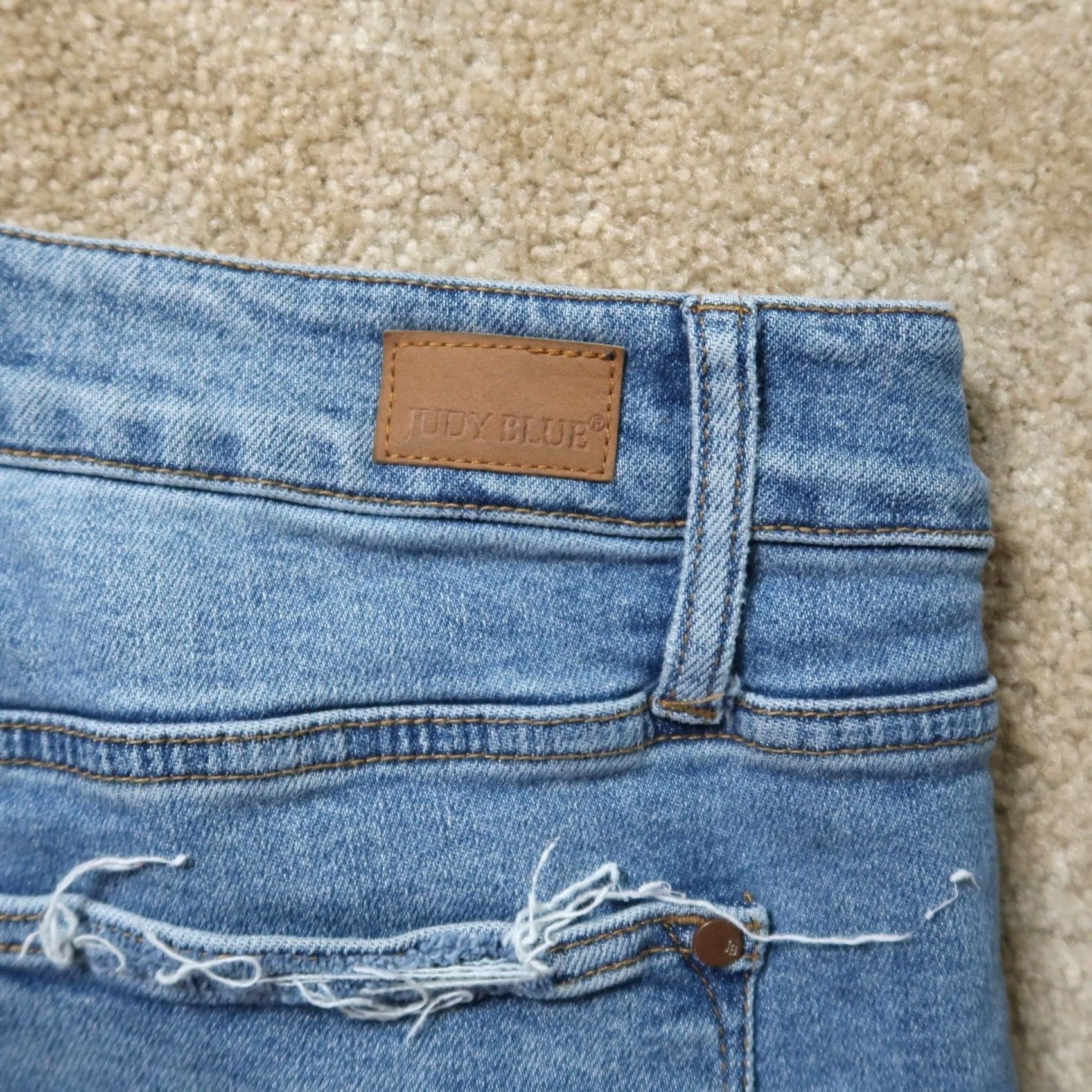 Vintage Judy Blue High Rise Relaxed Fit Jeans Women's 20W Blue Stretch Denim Slim Skinny 5-Pocket Denim Jeans Womens 20W Blue Size 42" / US 20 - 6 Thumbnail