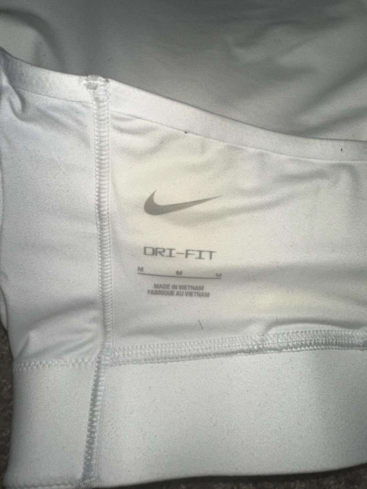 Nike Nike Swoosh Luxe Women'S Medium-Support Padded Sports Bra Size ONE SIZE - 4 Thumbnail