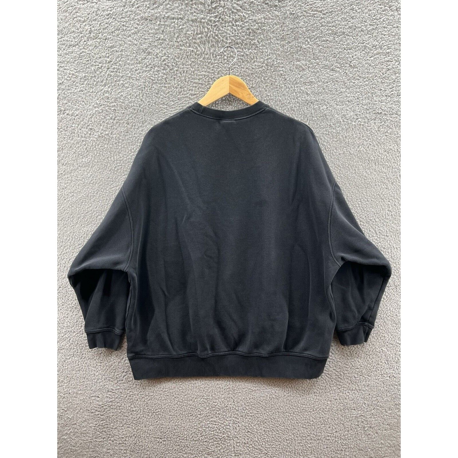 Nike Nike Oversized Fleece Crew Sweatshirt DD5632-010 Size Small Size S / US 4 / IT 40 - 2 Thumbnail