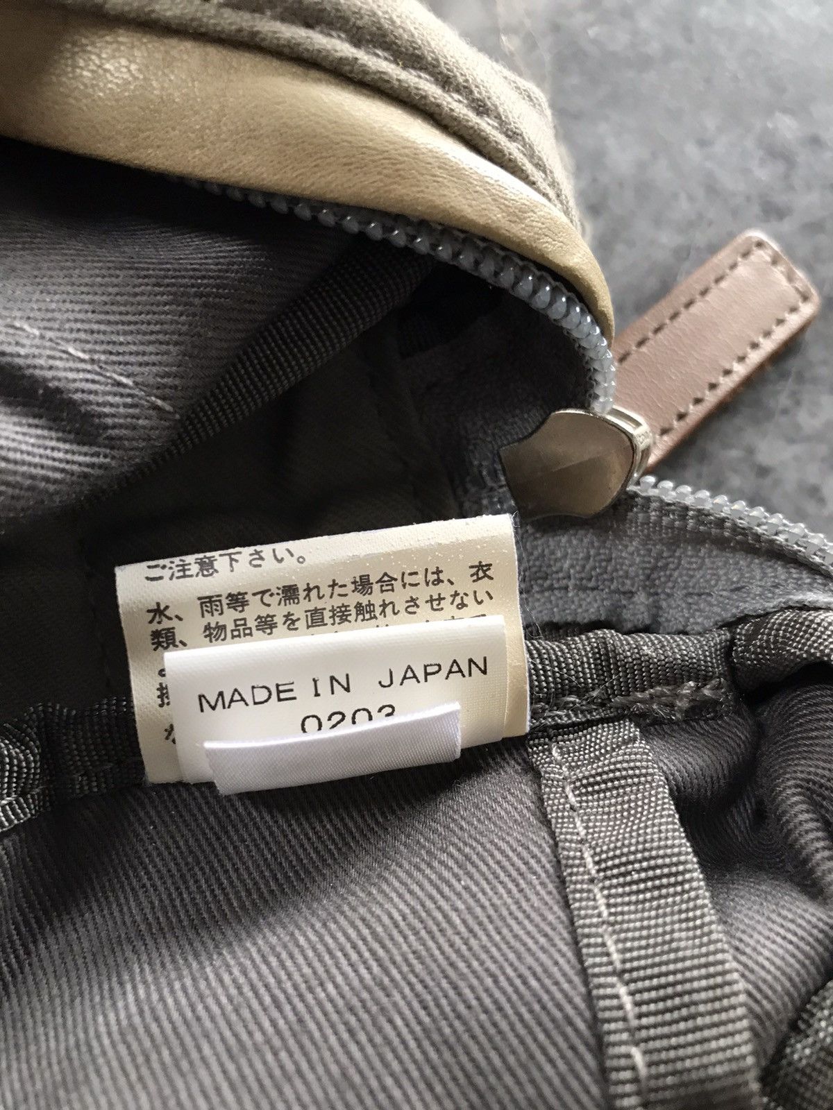 Yohji Yamamoto Y’saccs Yohji Yamamoto Horse Leather Crossbody Waist Bag Size ONE SIZE - 4 Thumbnail