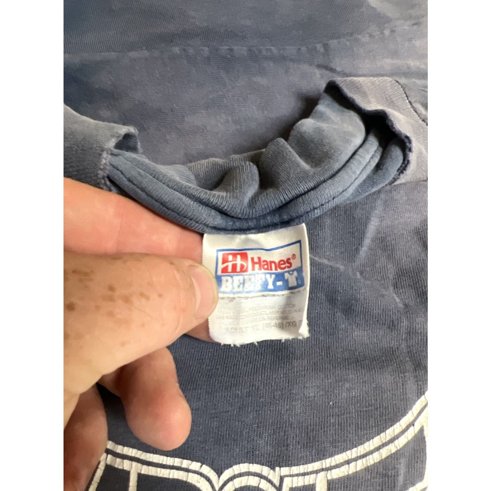 Hanes VINTAGE Tapout T-Shirt XL Blue Grunge 90s MMA Fighters Only Hanes Crew Neck Short Sleeve Graphic Print Mens 2000s Distressed Cotton Size US XL / EU 56 / 4 - 7 Thumbnail
