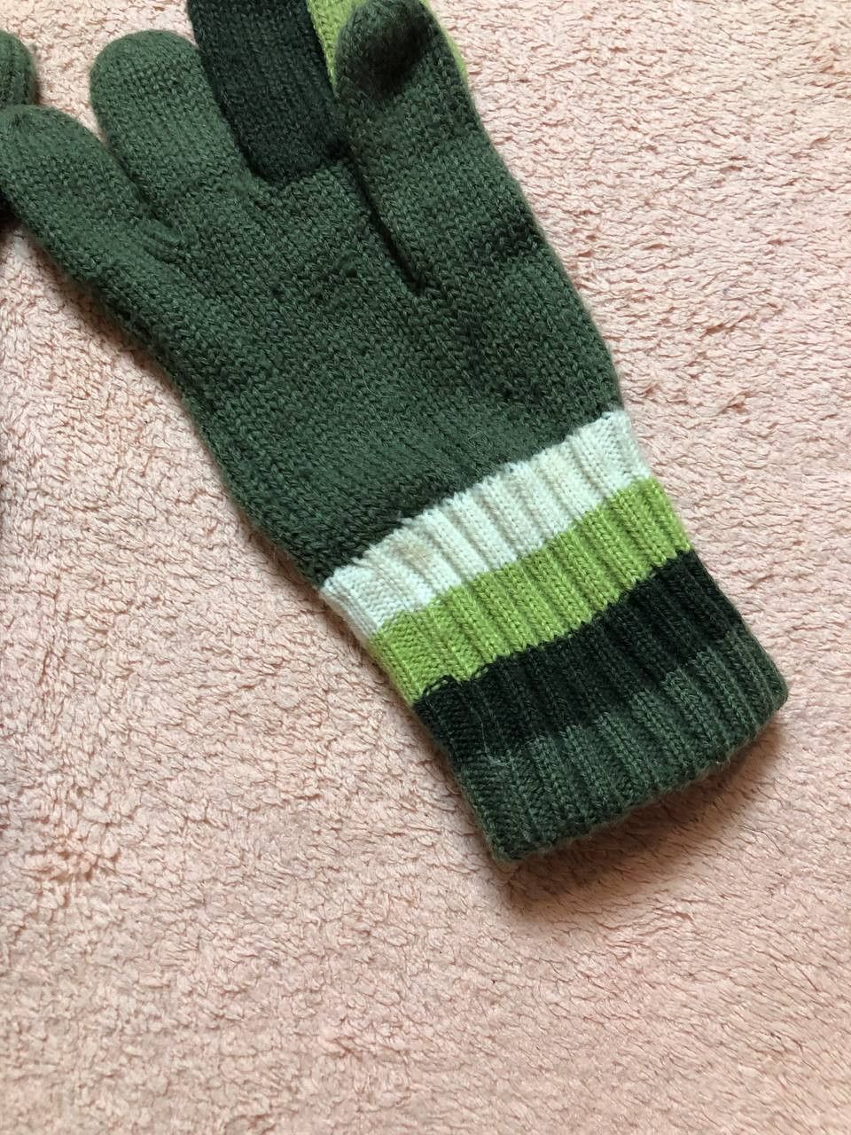 O'Neill Hats logo O'Neill Streetwear gloves green Vintage Y2K Size ONE SIZE - 14 Thumbnail
