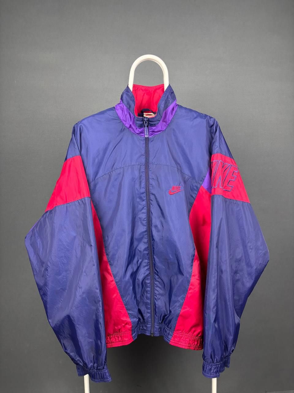 Nike Nike Windbreaker Jacket Size XL Purple Full Zip Vintage Size US XL / EU 56 / 4 - 1 Thumbnail